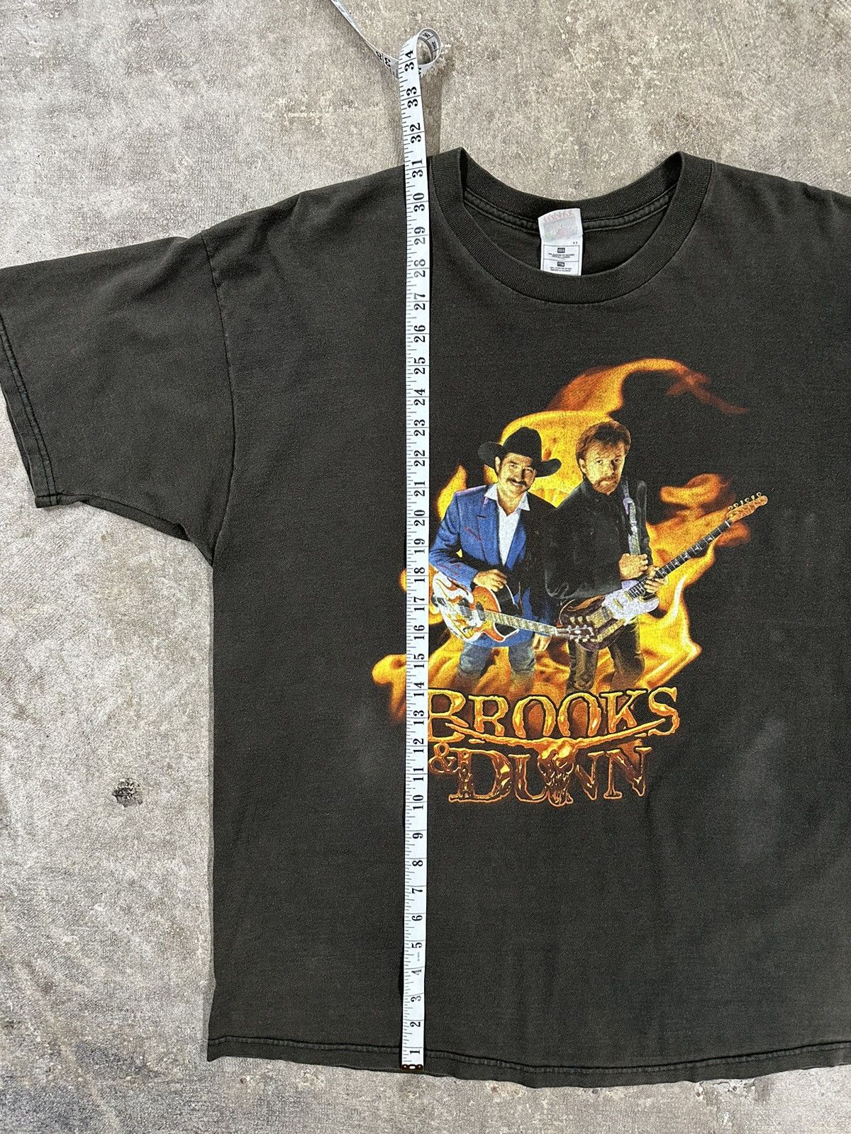 Band Tees Vintage 90s Brooks And Dunn Flames Country Band T-Shirt Size US XXL / EU 58 / 5 - 10 Thumbnail