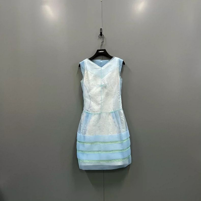 Louis Vuitton Louis Vuitton Light blue mesh dress Size XS / US 0-2 / IT 36-38 - 1 Thumbnail