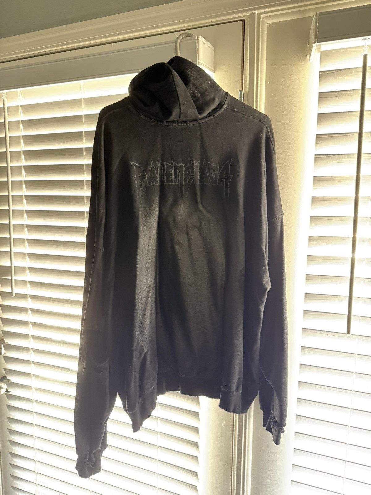 Balenciaga Balenciaga Paris Moon hoodie Size US L / EU 52-54 / 3 - 4 Thumbnail