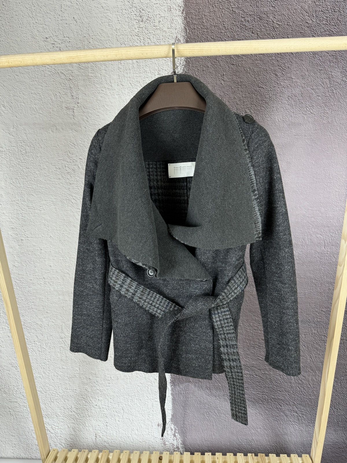 Harris Wharf London Harris Wharf London double breasted wool short coat belted Size M / US 6-8 / IT 42-44 - 1 Thumbnail