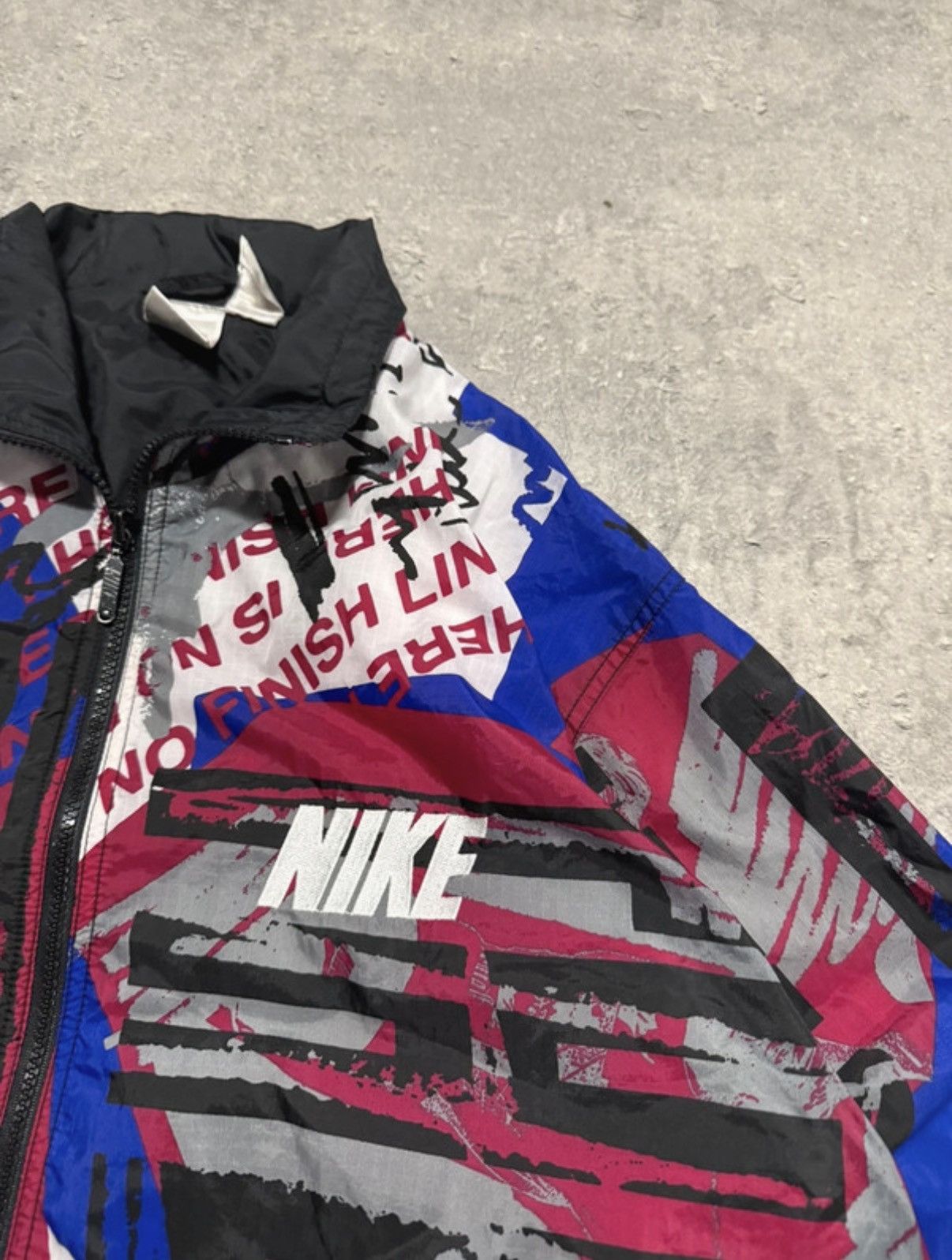 Nike Nike 90s full print light jacket boxy bomber fit Size US L / EU 52-54 / 3 - 2 Thumbnail