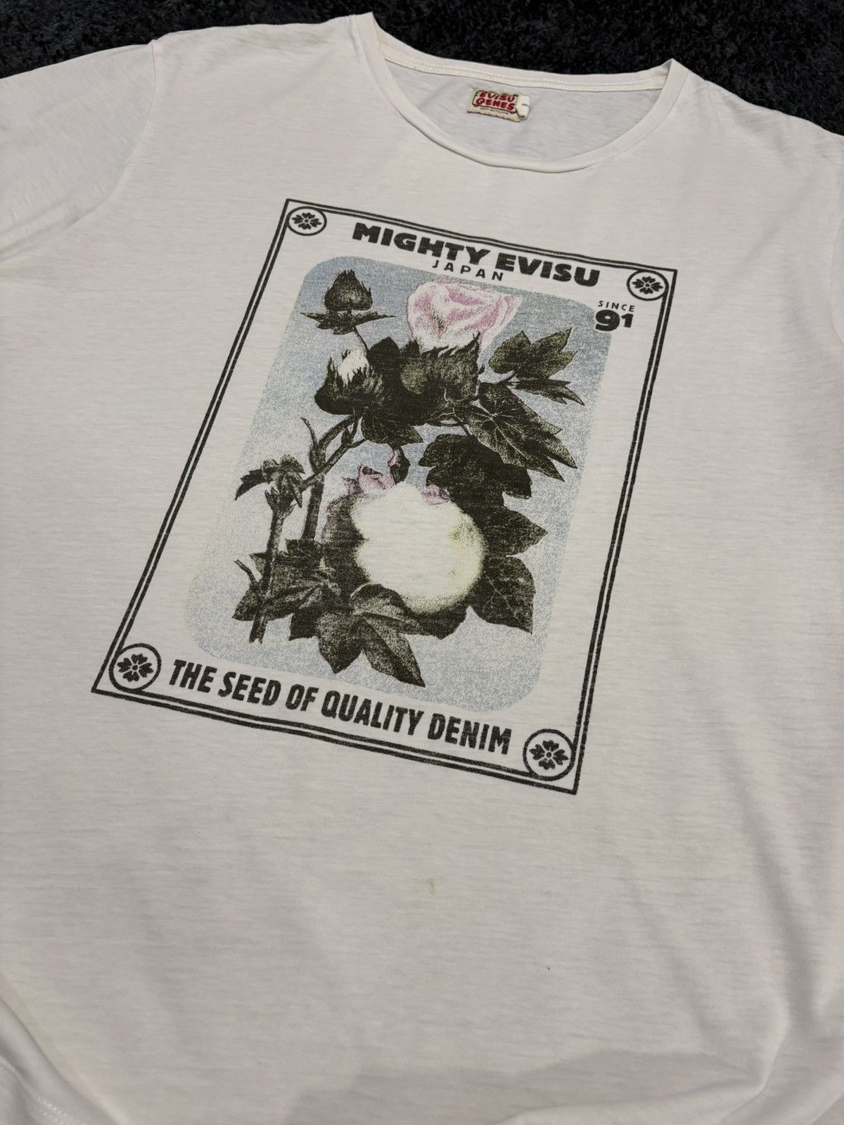 Evisu Vintage Evisu Genes Japan Floral Tee Size US XL / EU 56 / 4 - 2 Thumbnail