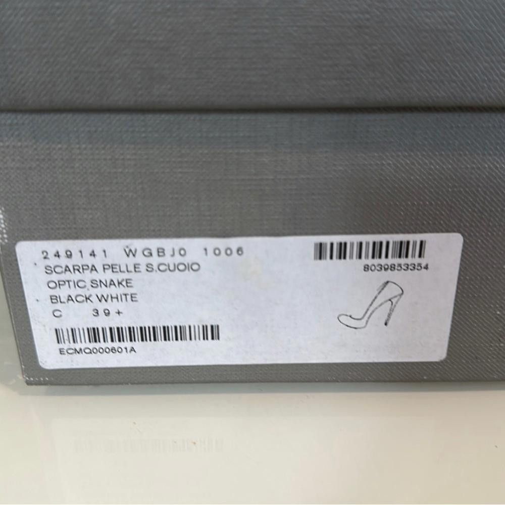Alexander McQueen Alexander McQueen Black White Snakeskin Round Toe Heels 39.5 Size US 8.5 / IT 38.5 - 8 Thumbnail