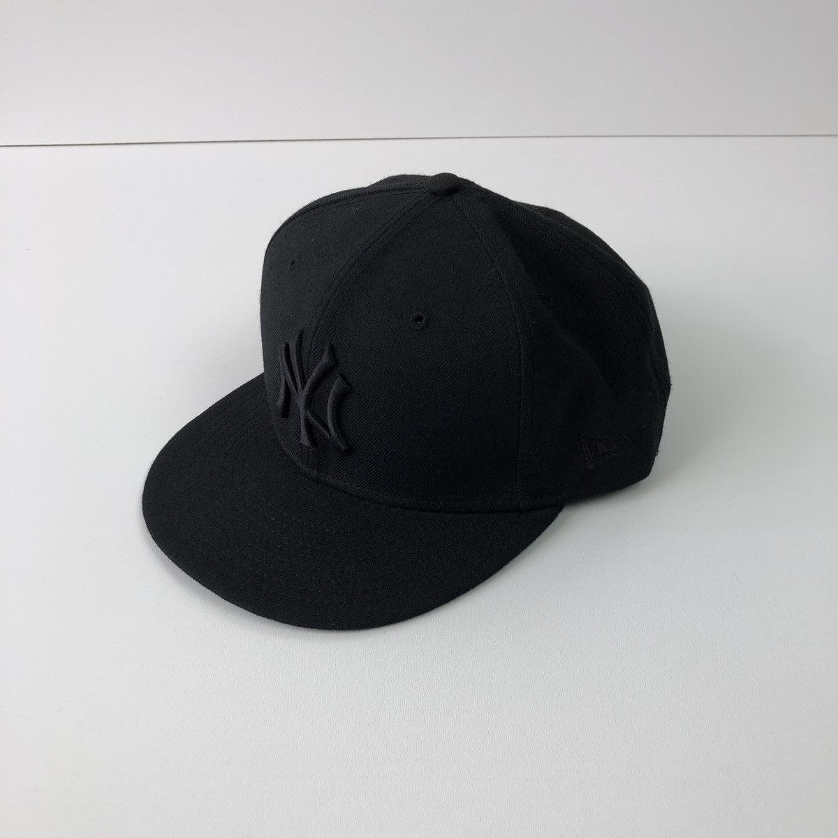 New Era × New York Yankees × Vintage New Era NY Yankees New York Vintage Wool Snapback Cap Black Size ONE SIZE - 1 Thumbnail