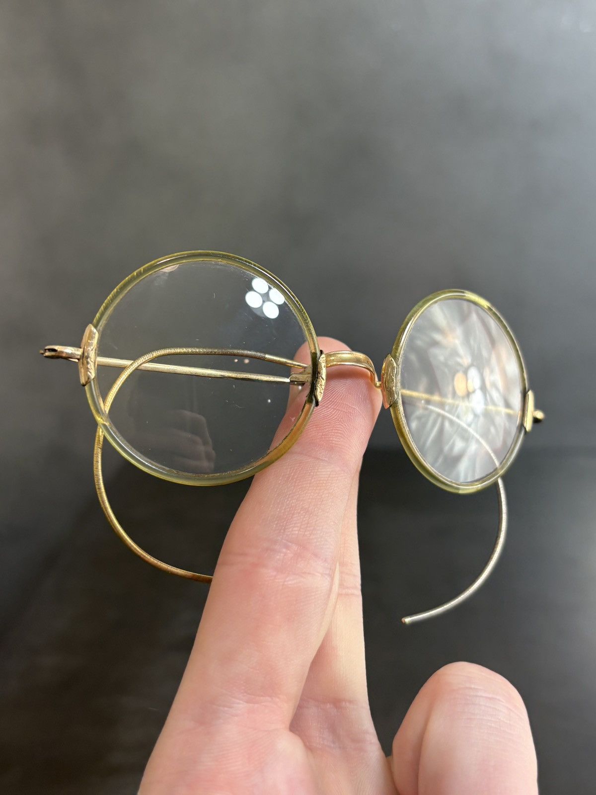 Shuron Antique Eyeglasses 1910s Shur-On Optical Gold F Round Frames Size ONE SIZE - 19 Thumbnail