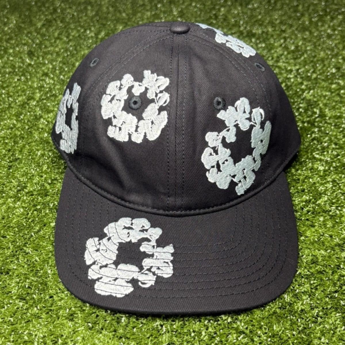 DENIM TEARS Denim Tears Black Cotton Wreath Hat Size ONE SIZE - 1 Thumbnail