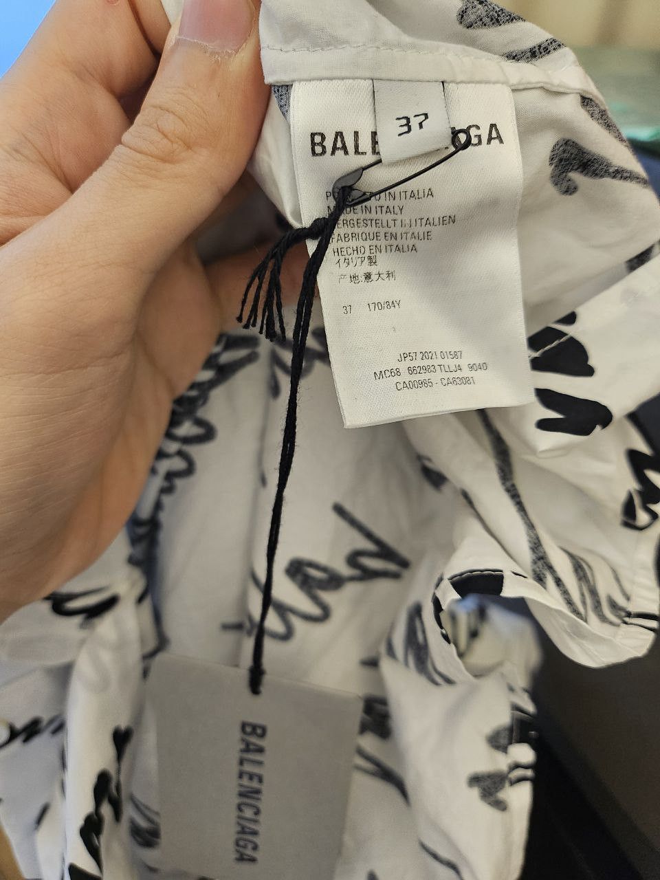 Balenciaga All Over Scribble Logo Shirt Size US S / EU 44-46 / 1 - 4 Thumbnail