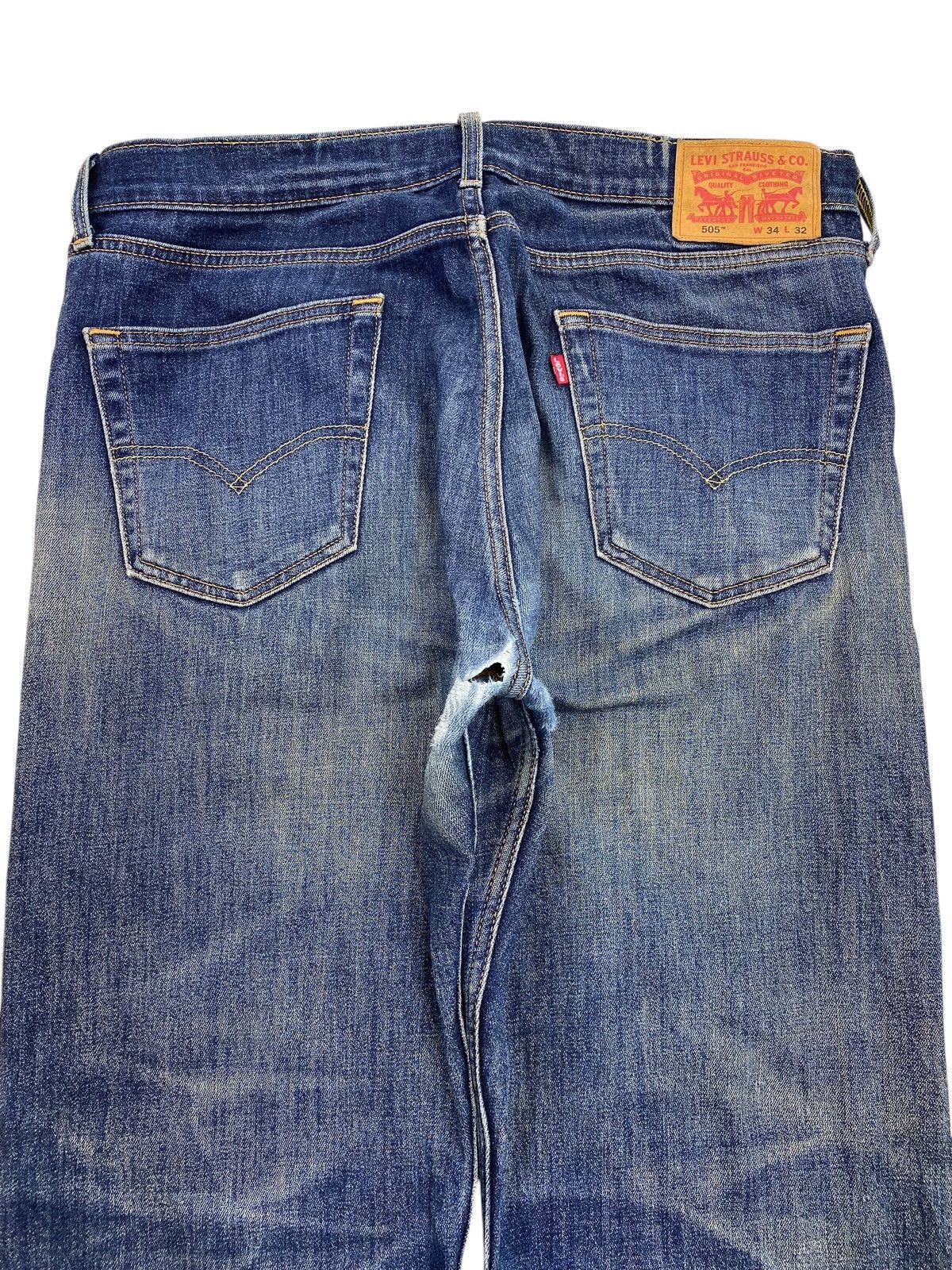 Levi's Levi Strauss & Co Faded Wash Style Loose Jeans Size US 36 / EU 52 - 4 Thumbnail