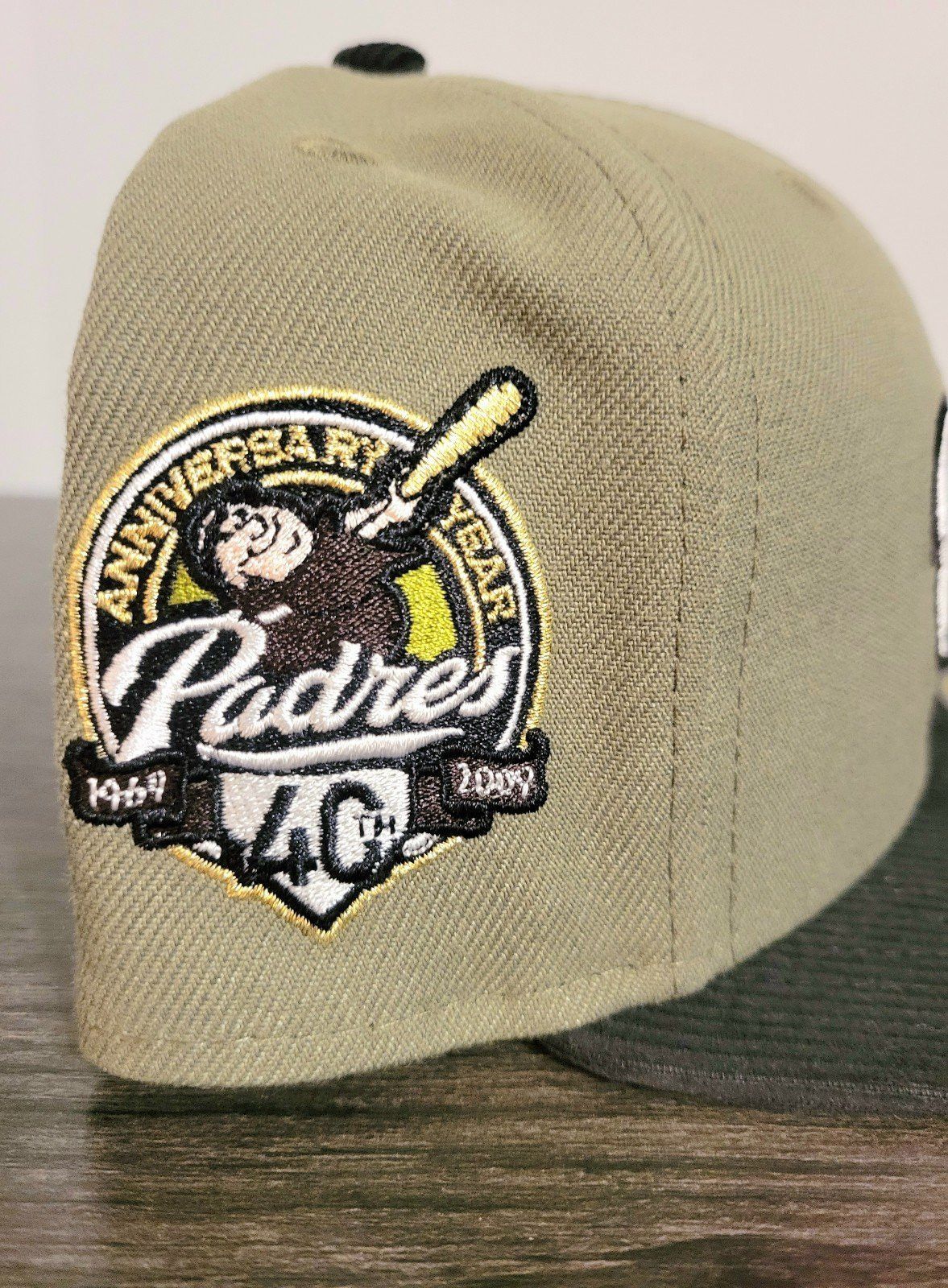 New Era *Firm* 7 3/4 San Diego Padres Corduroy Brim Fitted Hat Size ONE SIZE - 3 Thumbnail