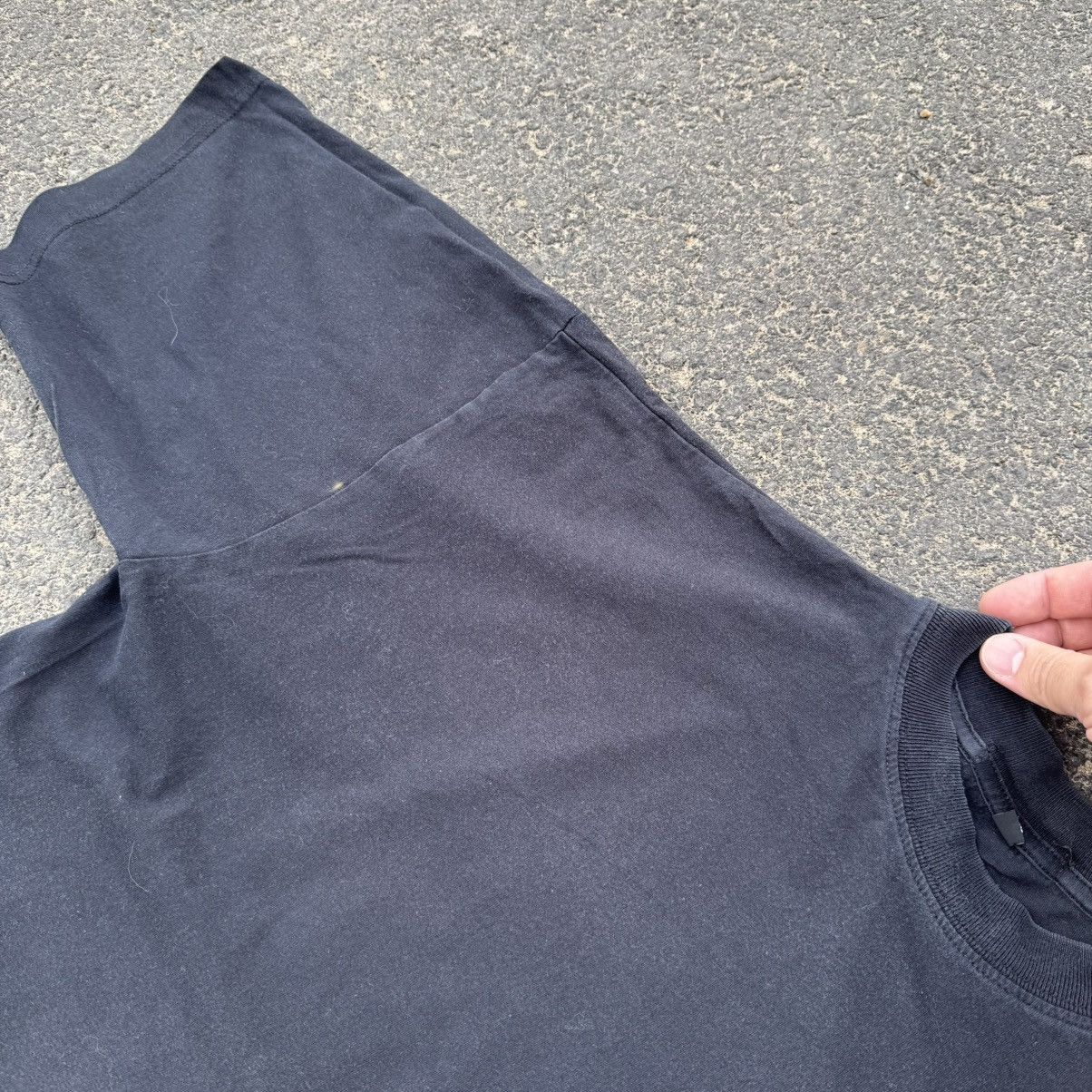 Other Vintage Black Blank Tee Japanese Archive Trashed Basic Size US L / EU 52-54 / 3 - 6 Thumbnail