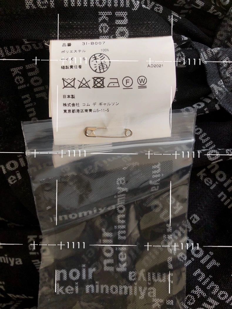 Comme des Garcons Comme Des Garcons Pleated Vest Embellished Strap Vest Size S / US 4 / IT 40 - 9 Thumbnail