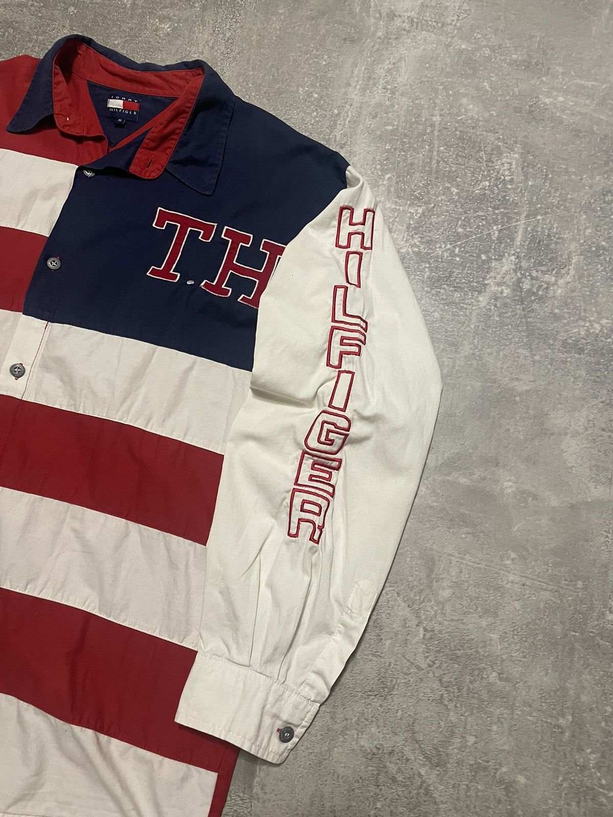 Other Vintage Tommy Hilfiger USA Flag Button Up Shirt Size US XL / EU 56 / 4 - 5 Thumbnail