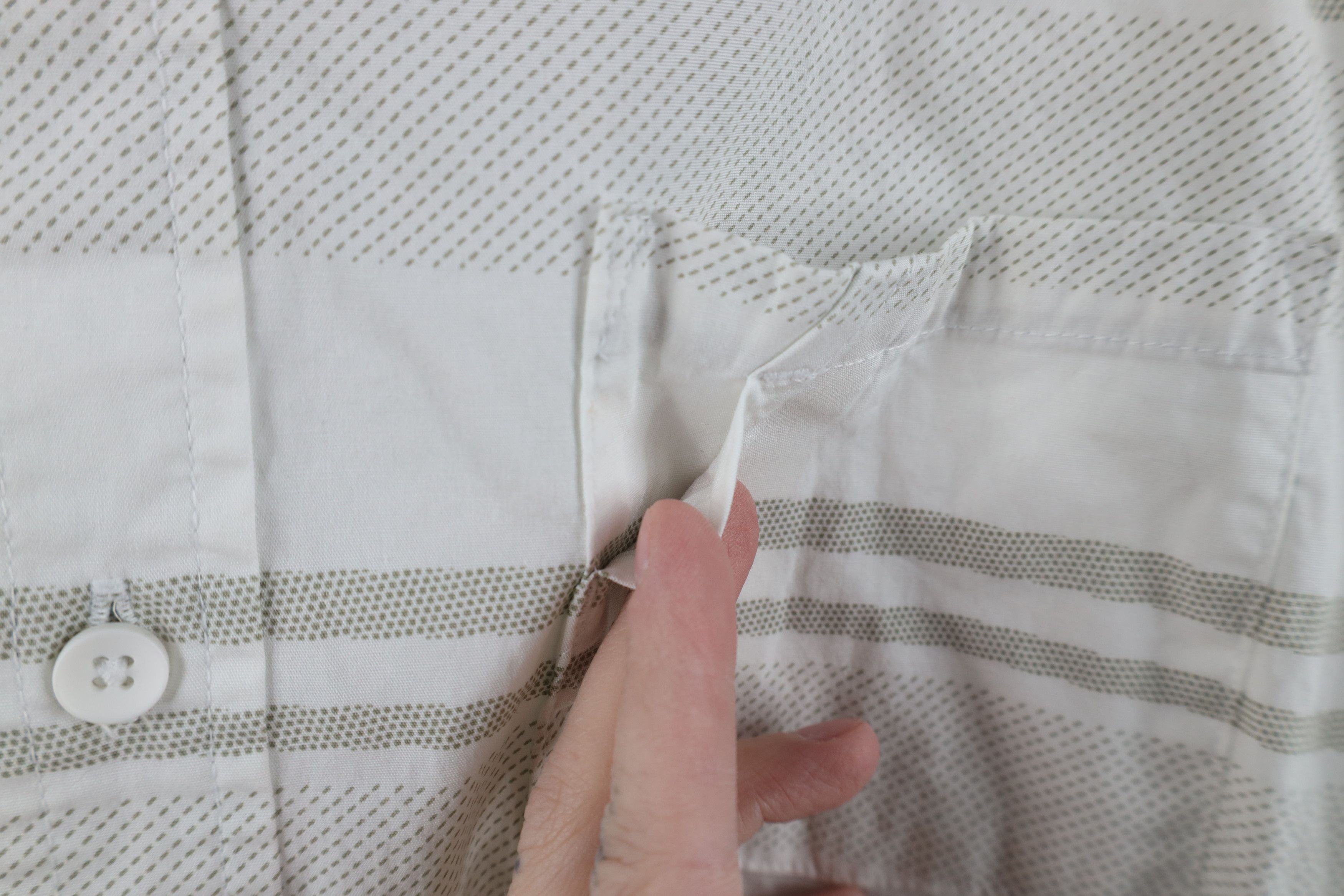 Oakley Vintage Y2K Oakley Short Sleeve Collared Button Down Shirt Size US L / EU 52-54 / 3 - 6 Thumbnail