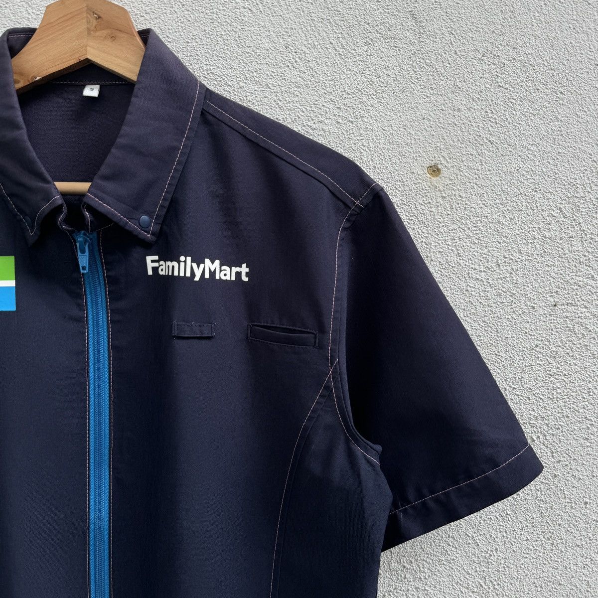Japanese Brand Family Mart Uniform Japanese Work Shirt Size US S / EU 44-46 / 1 - 4 Thumbnail