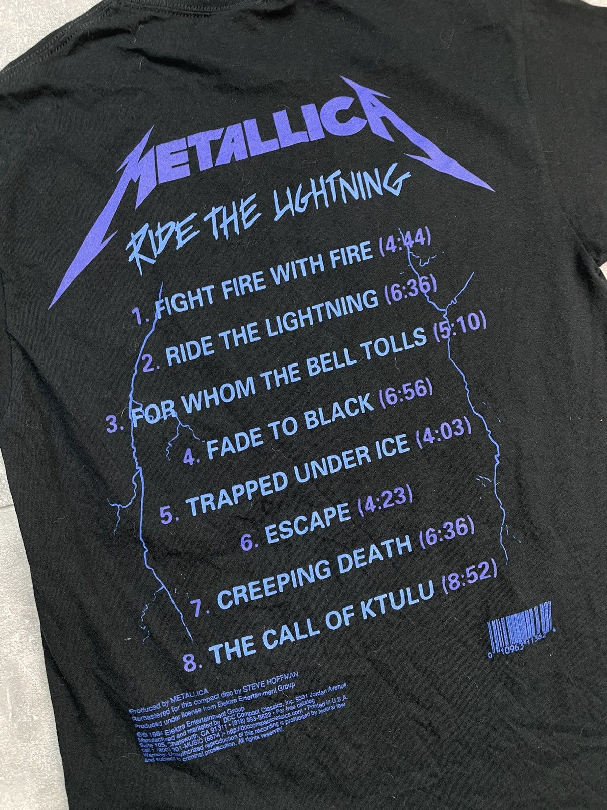 Band Tees × Metallica × Vintage Vintage Metallica Ride The Lightning 2017 T-Shirt Y2K Size US M / EU 48-50 / 2 - 4 Thumbnail