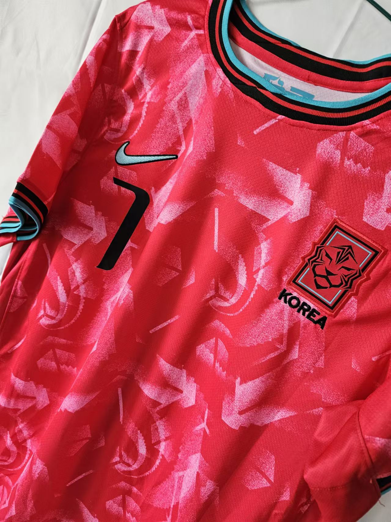 Other South Korea #7 Son Heung-Min Jersey Home XL Size US XL / EU 56 / 4 - 4 Thumbnail