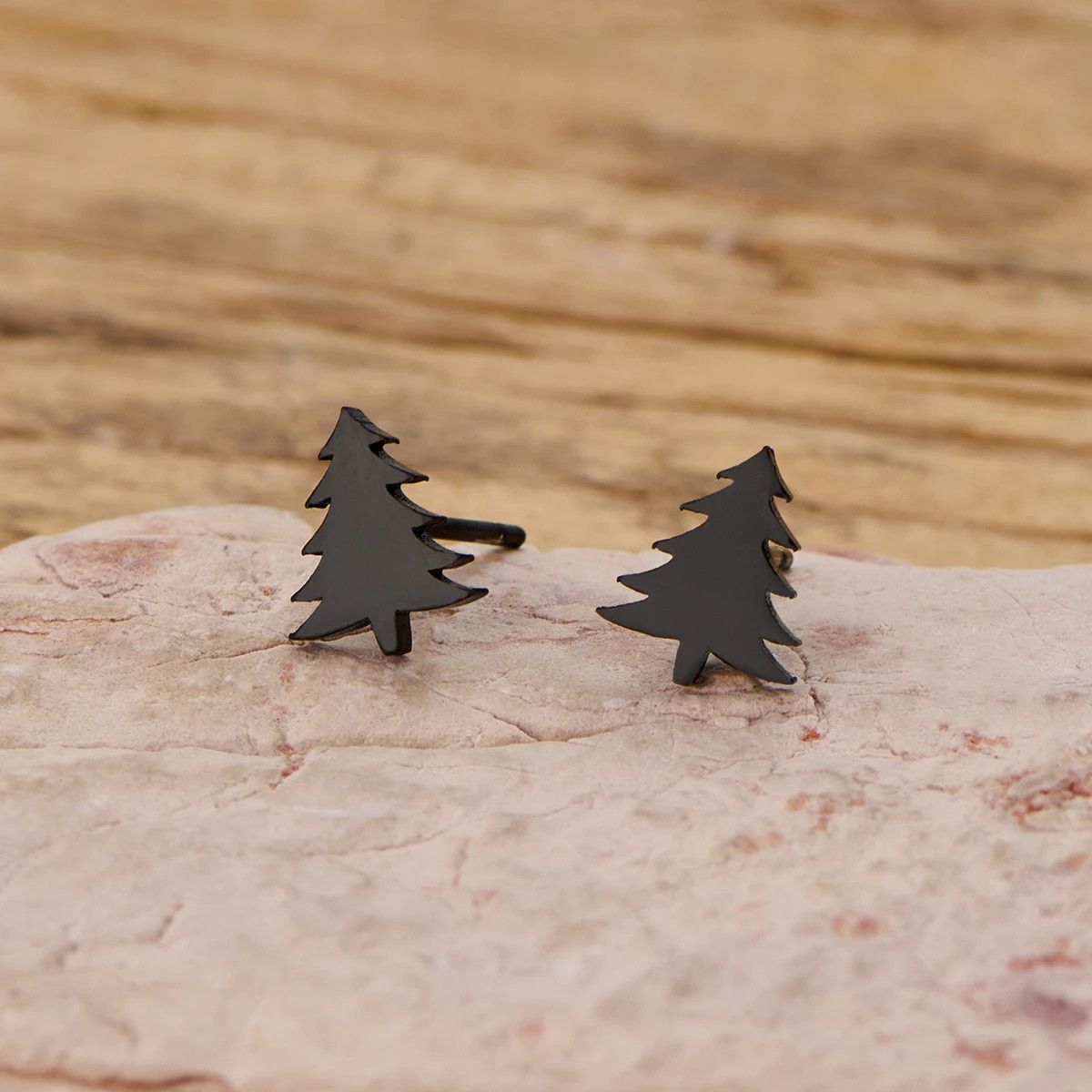 Jewelry Christmas Tree Mini Stud Earrings Charm Earring Gift Size ONE SIZE - 1 Preview