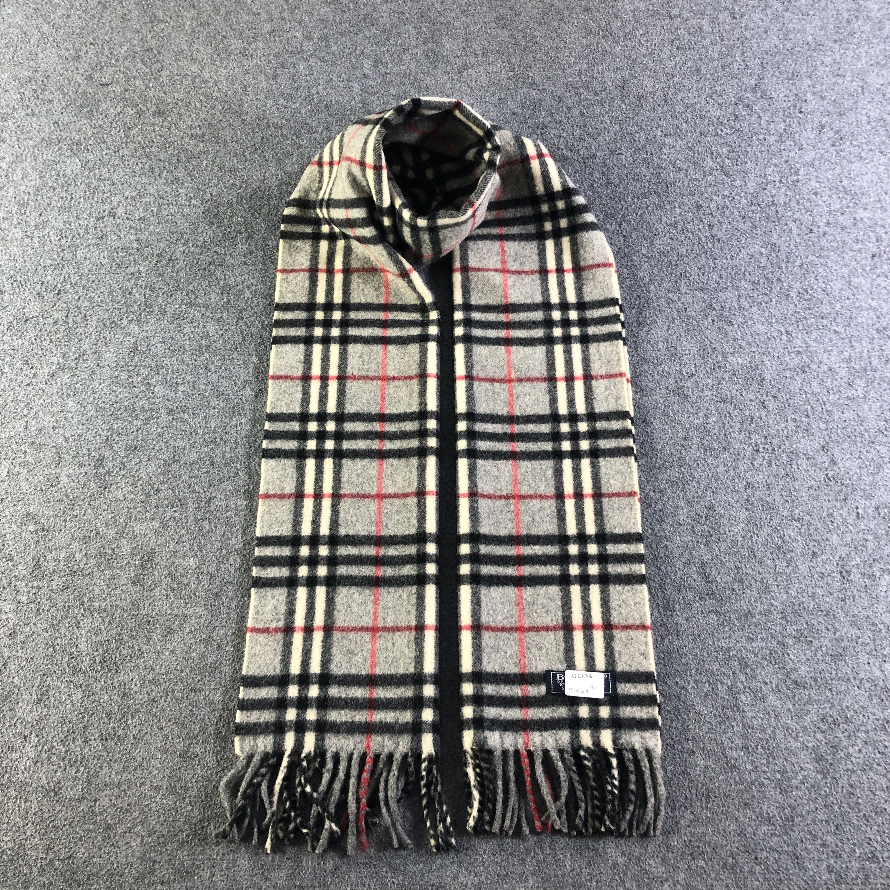 Burberry Burberrys Nova Check Wool Scarf Muffler V2636 Size ONE SIZE - 1 Thumbnail