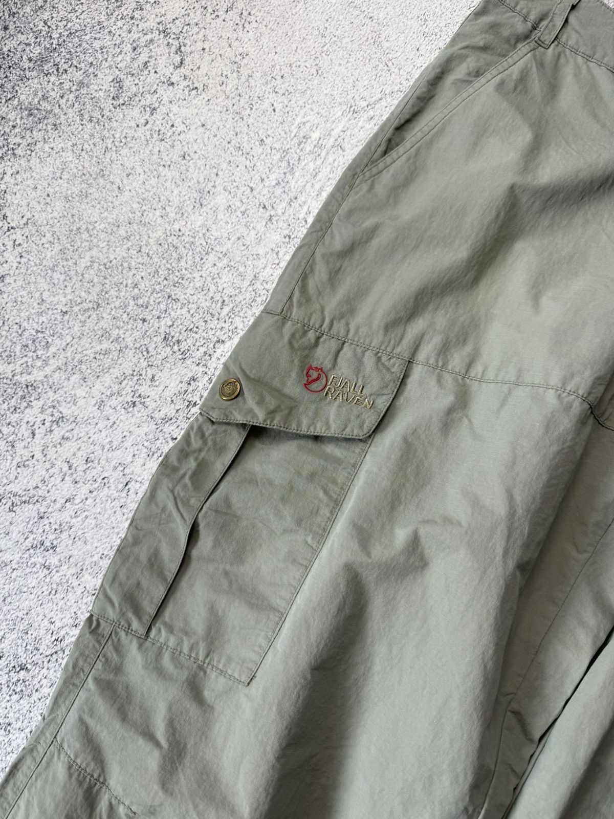 Fjallraven Vintage Fjallraven Cargo Pants Gorpcore Size US 32 / EU 48 - 14 Thumbnail