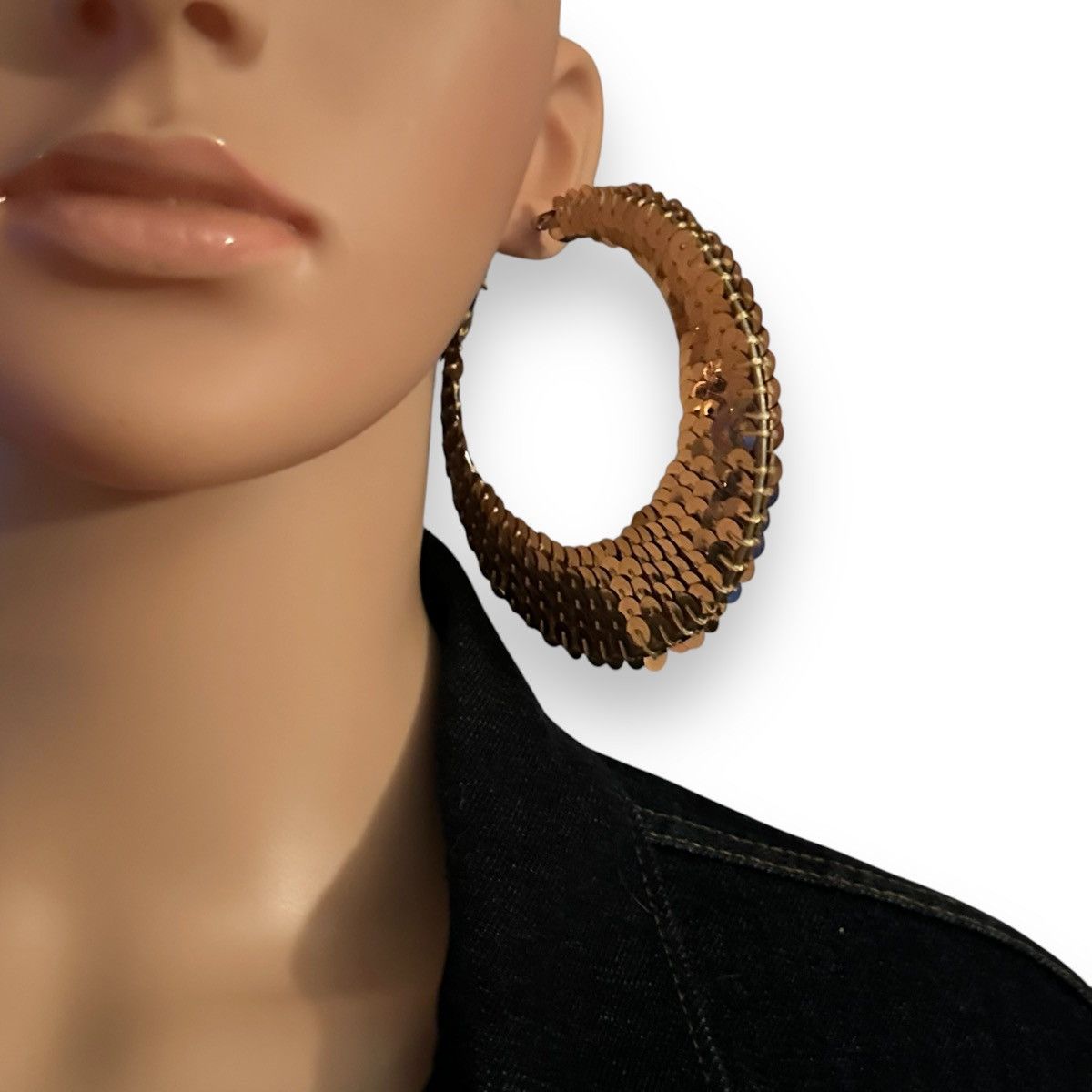 Other Jumbo gold sequined hoop earrings Size ONE SIZE - 4 Thumbnail