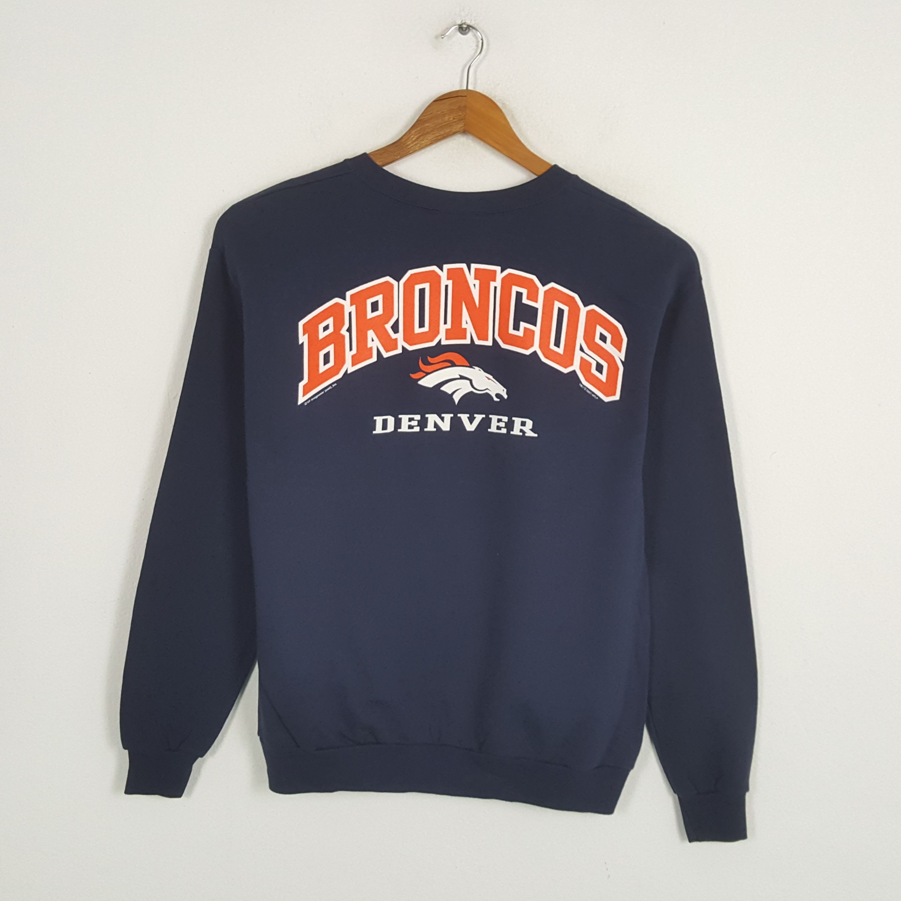 NFL × Vintage Vintage BRONCOS DENVER American NFL Team Swetahsirts Size US L / EU 52-54 / 3 - 3 Thumbnail