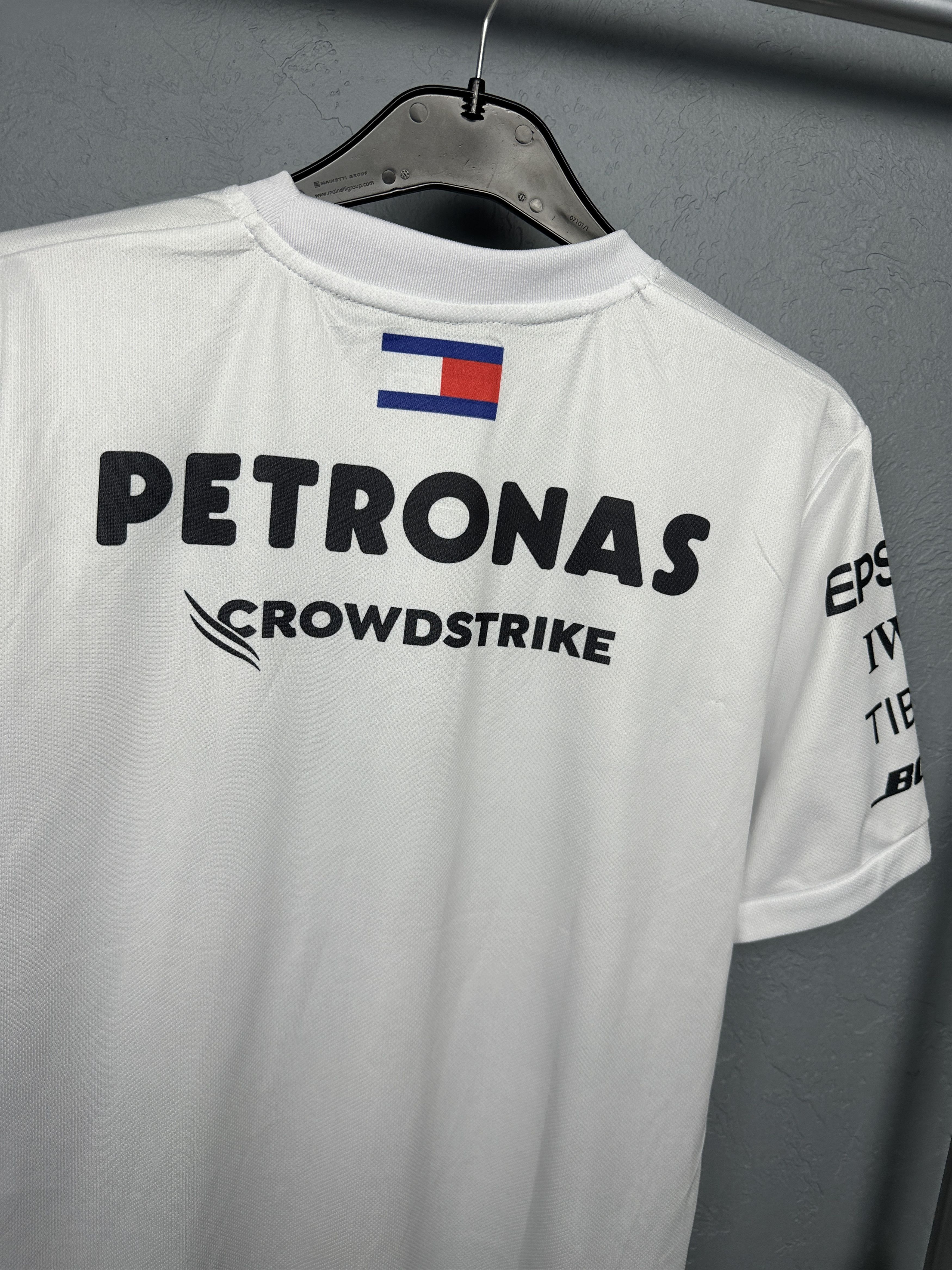 Mercedes-Benz Mercedes Benz Formula 1 Team Mens T-Shirt Tee Size US XXL / EU 58 / 5 - 7 Thumbnail