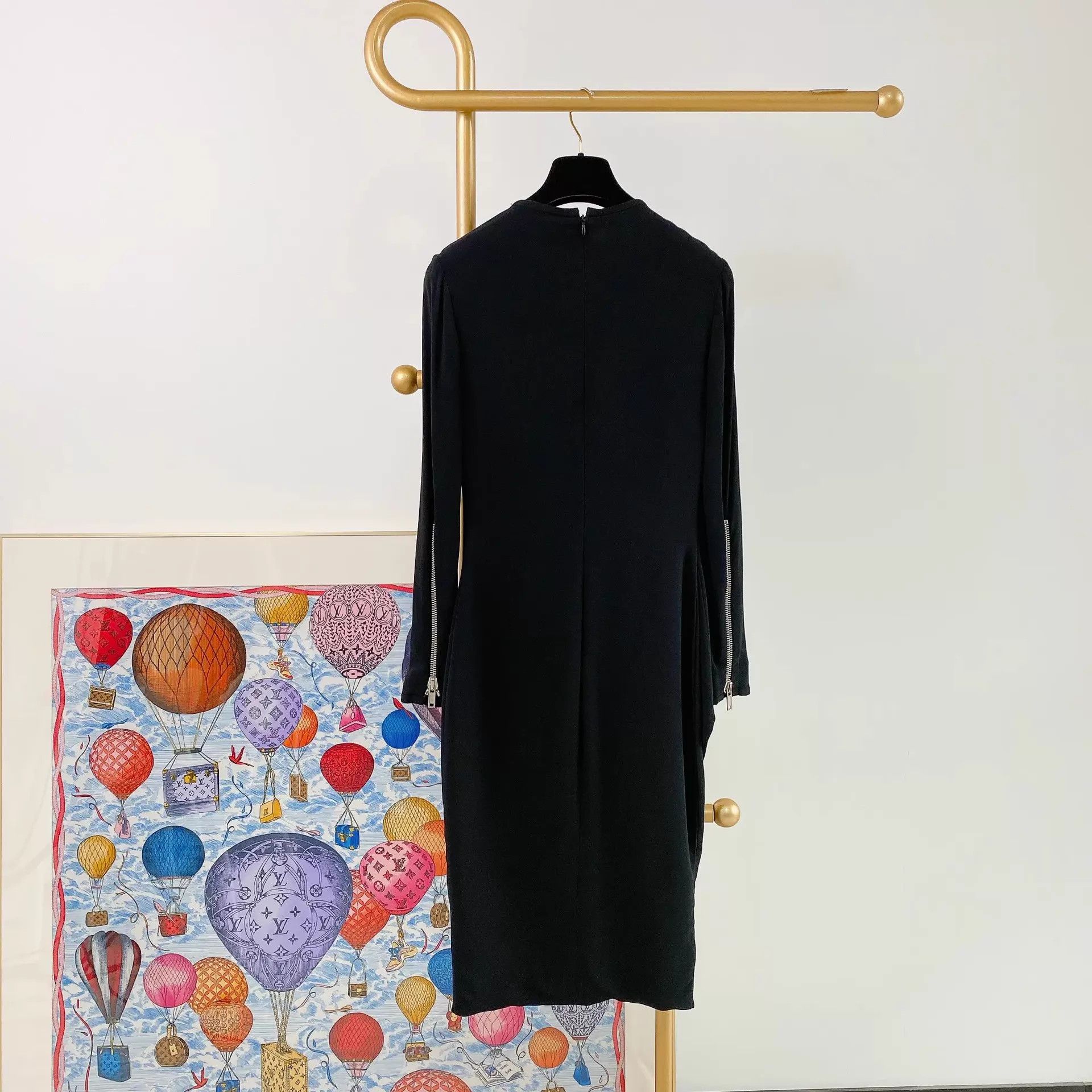 Givenchy Givenchy women's black crew neck dress 34 Size XXS / US 00 / IT 34 - 2 Thumbnail
