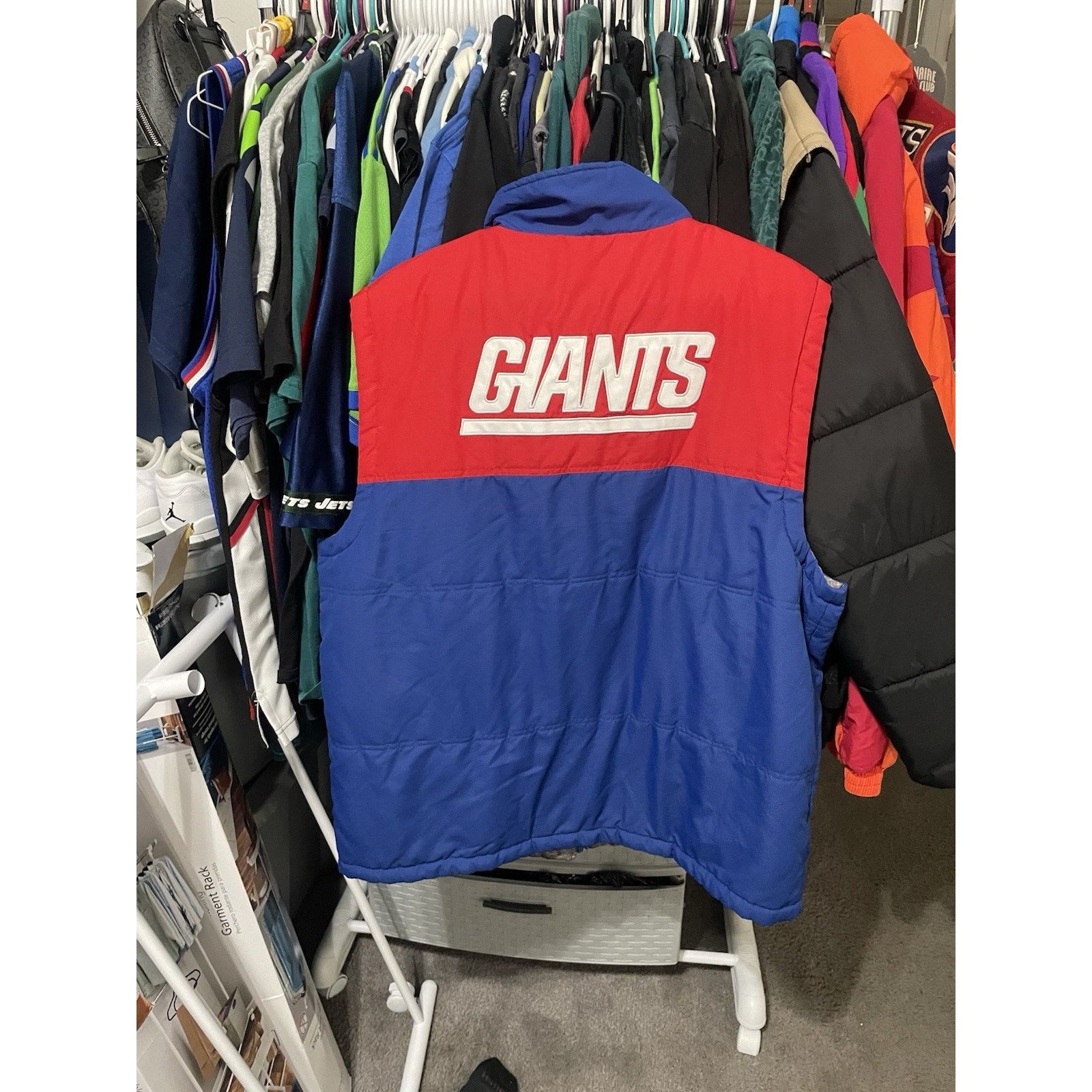 NFL Size XL- New York Giants Vest Mens Reversible Puffer NFL Size US XL / EU 56 / 4 - 2 Thumbnail