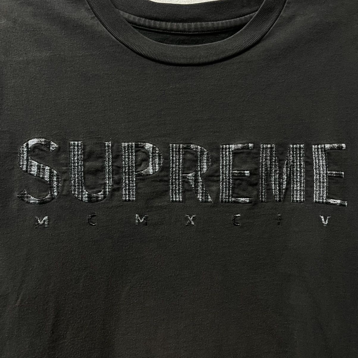 Supreme Supreme T-Shirt Big Logo Size M Size US M / EU 48-50 / 2 - 5 Thumbnail