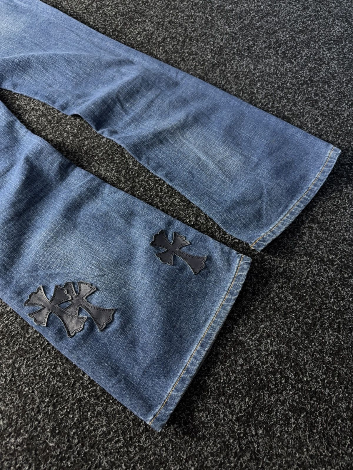 Designer × Japanese Brand × Levi's 🔥Levi’s Flared Chrome Hearts Style Cross Denim jeans Size 30" / US 8 / IT 44 - 14 Thumbnail