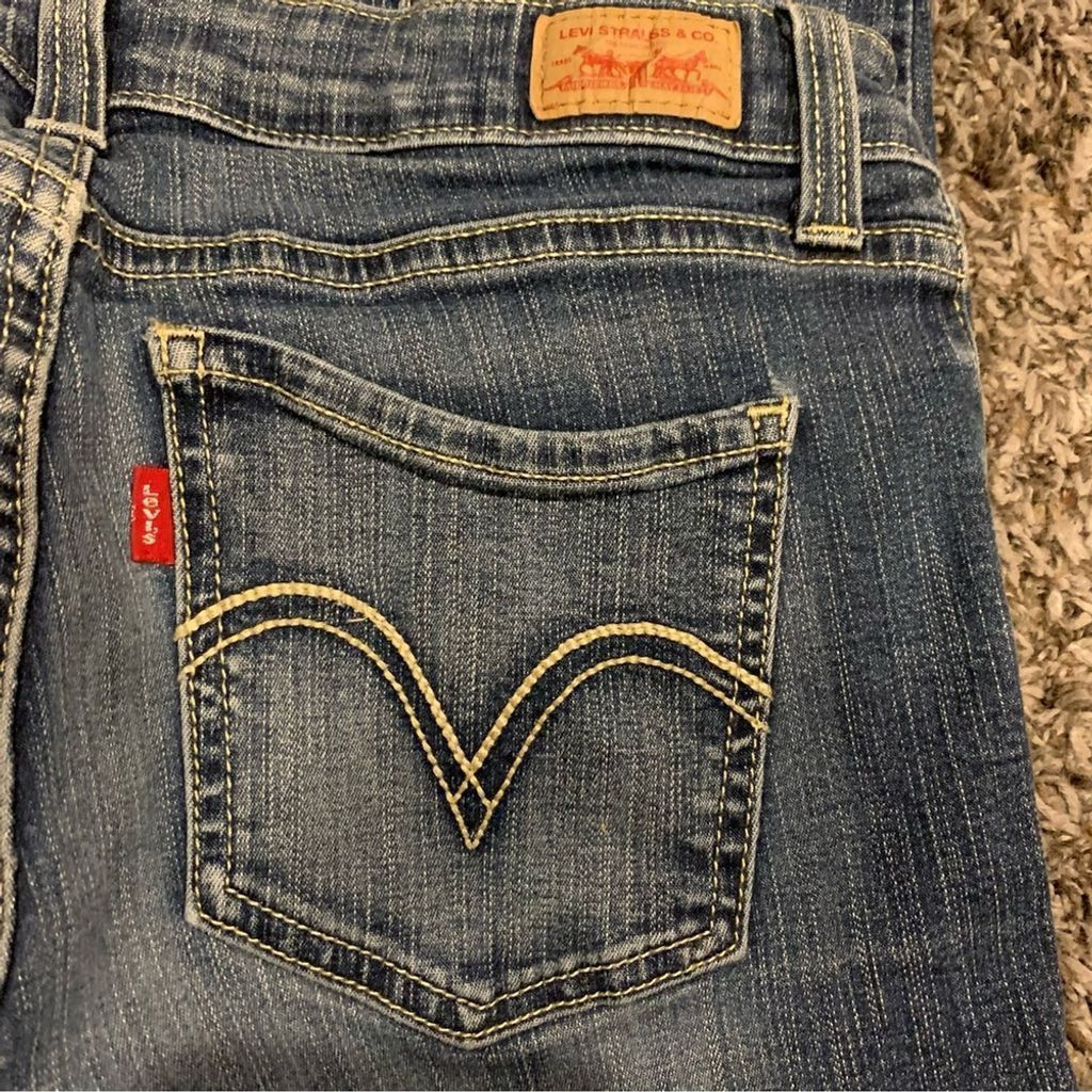 Levi's Women’s Levi’s 535 Jeans Size 28" / US 6 / IT 42 - 2 Thumbnail