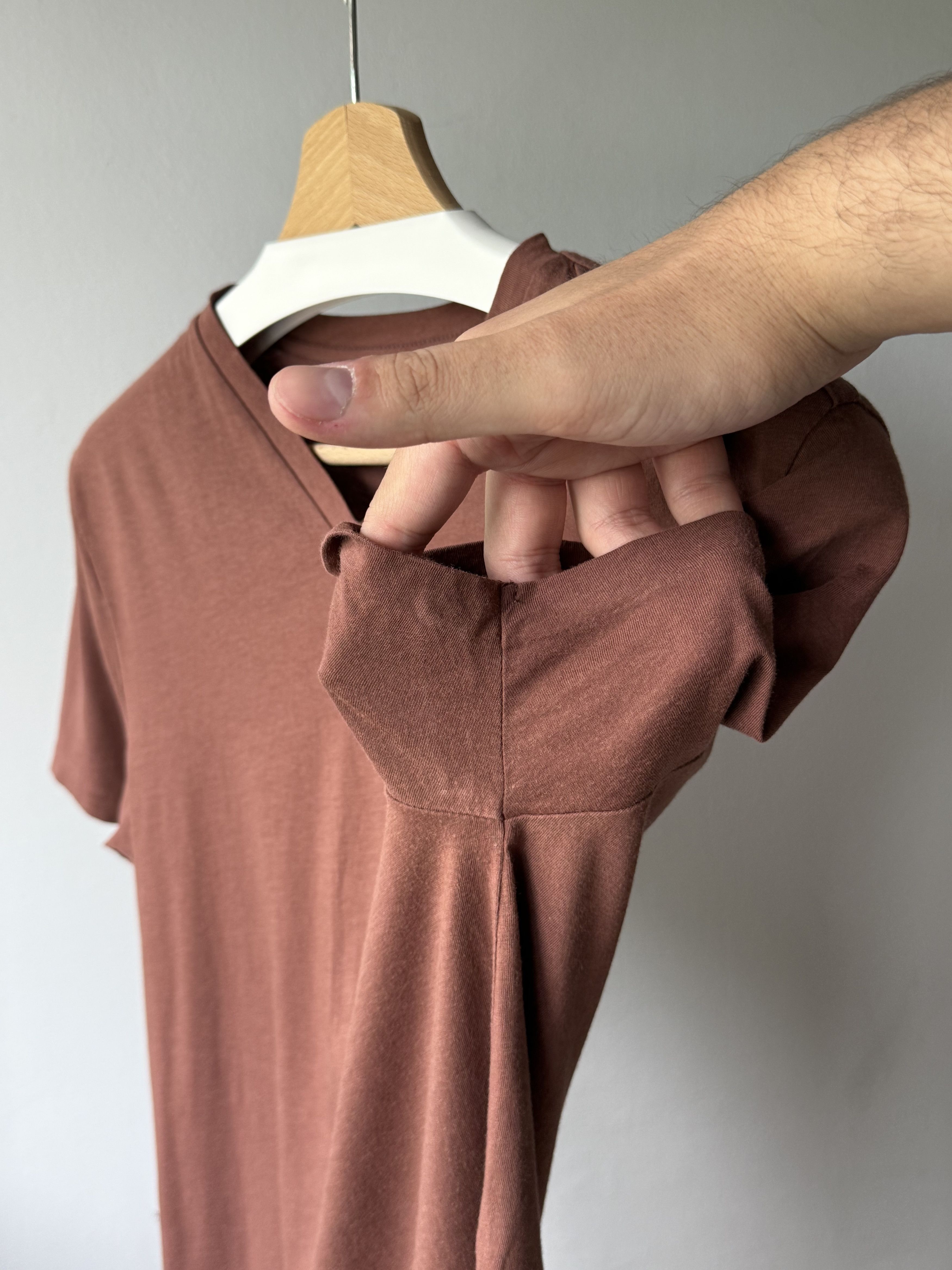 Allsaints Mens Allsaints Tonic V-Neck Rust Red Cotton S/S Logo T-Shirt Size US S / EU 44-46 / 1 - 11 Thumbnail
