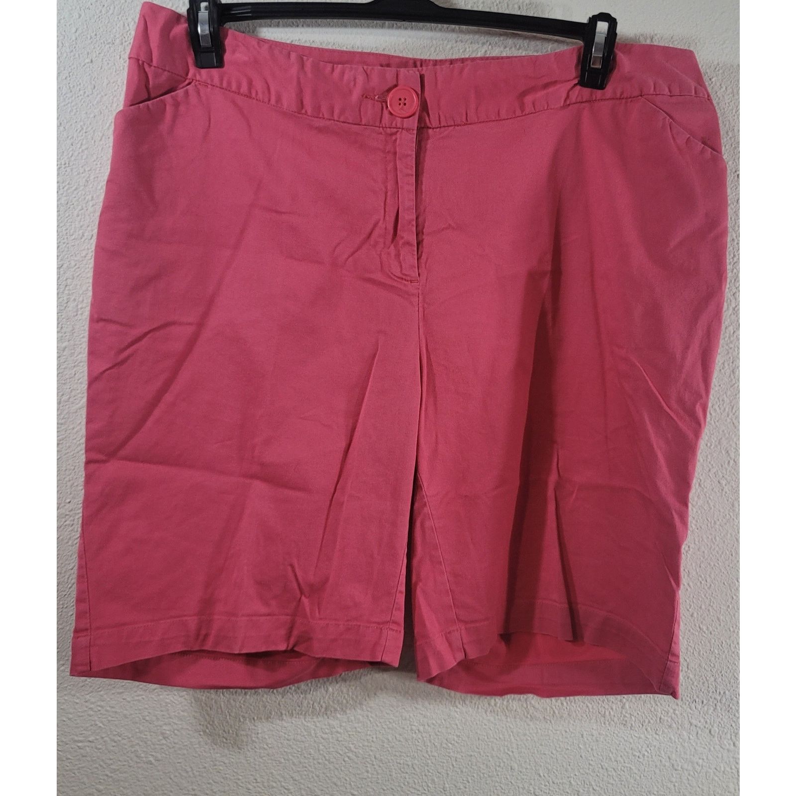 Other Avenue Pink Signature Chino Shorts 16 Slashed Pockets Size 38" / US 16 / IT 52 - 1 Thumbnail