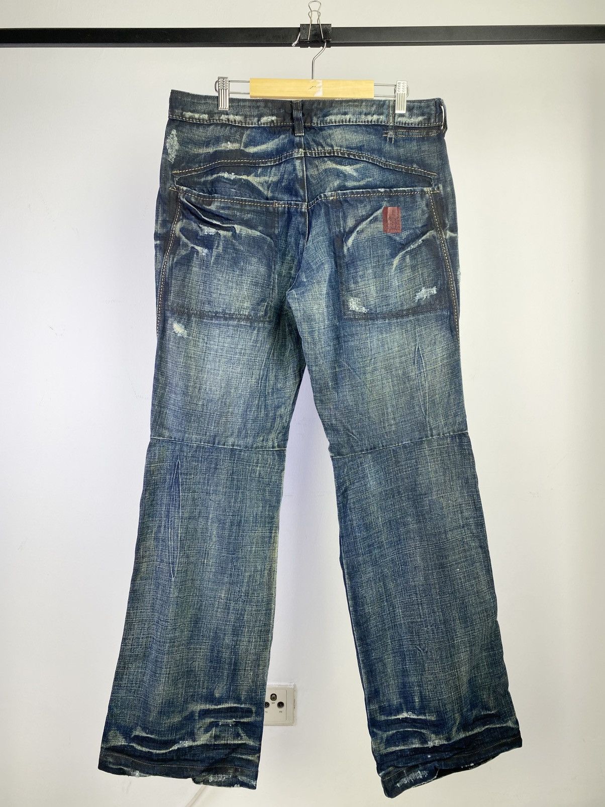 Marithe + Francois Girbaud Marithe Francois Girbaud Vintage Mudwash Denim Japan Size US 34 / EU 50 - 2 Thumbnail