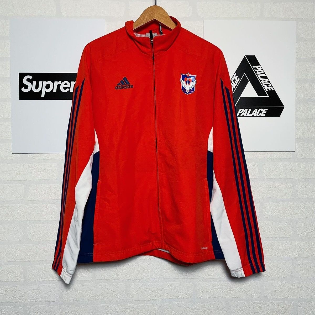 Adidas Vintage light jacket Niigata Japan soccer club Adidas Size US M / EU 48-50 / 2 - 1 Thumbnail