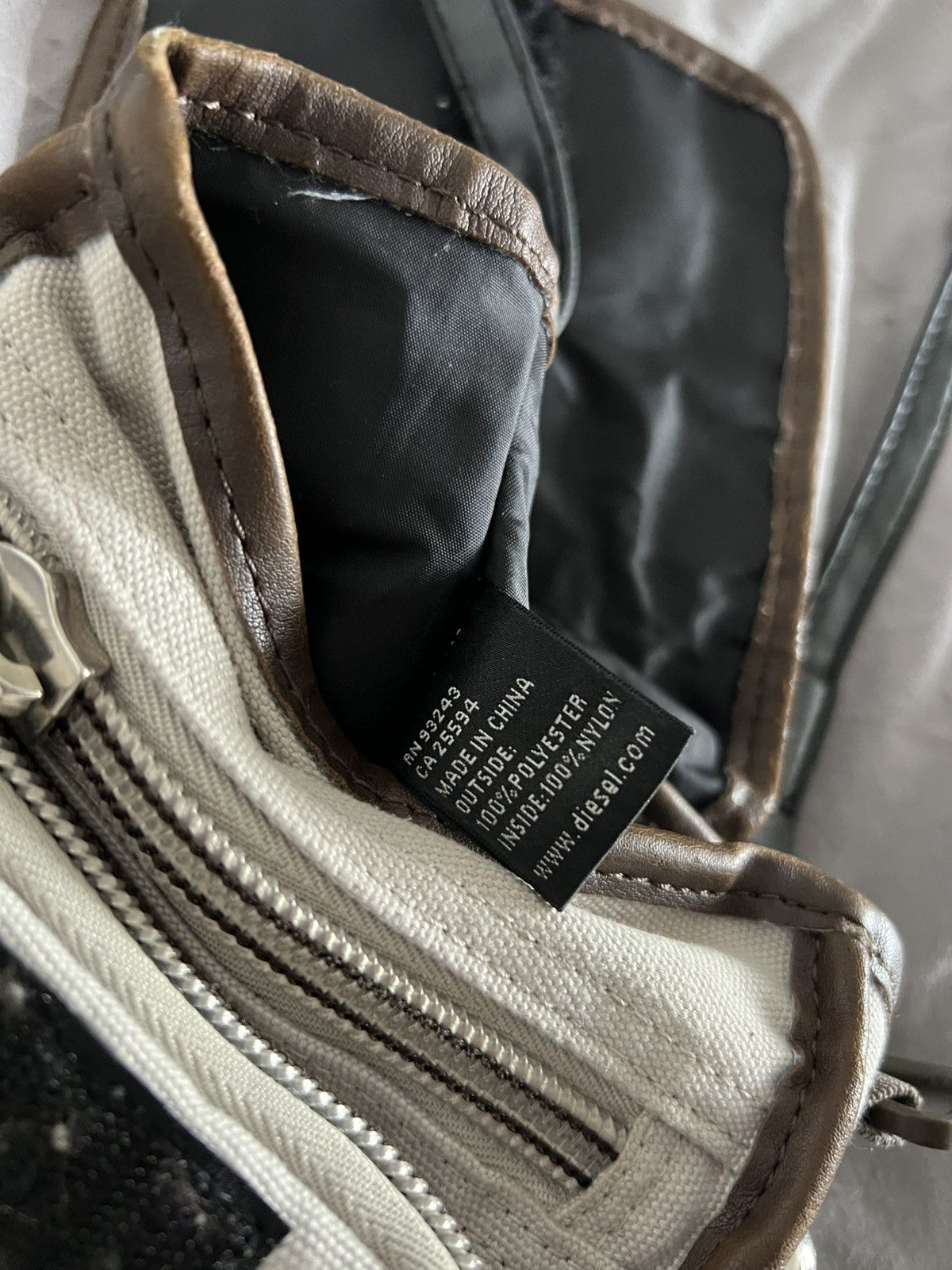 Diesel Vintage Diesel Messenger Bag Shoulder Y2K 90s Military Army Size ONE SIZE - 9 Thumbnail