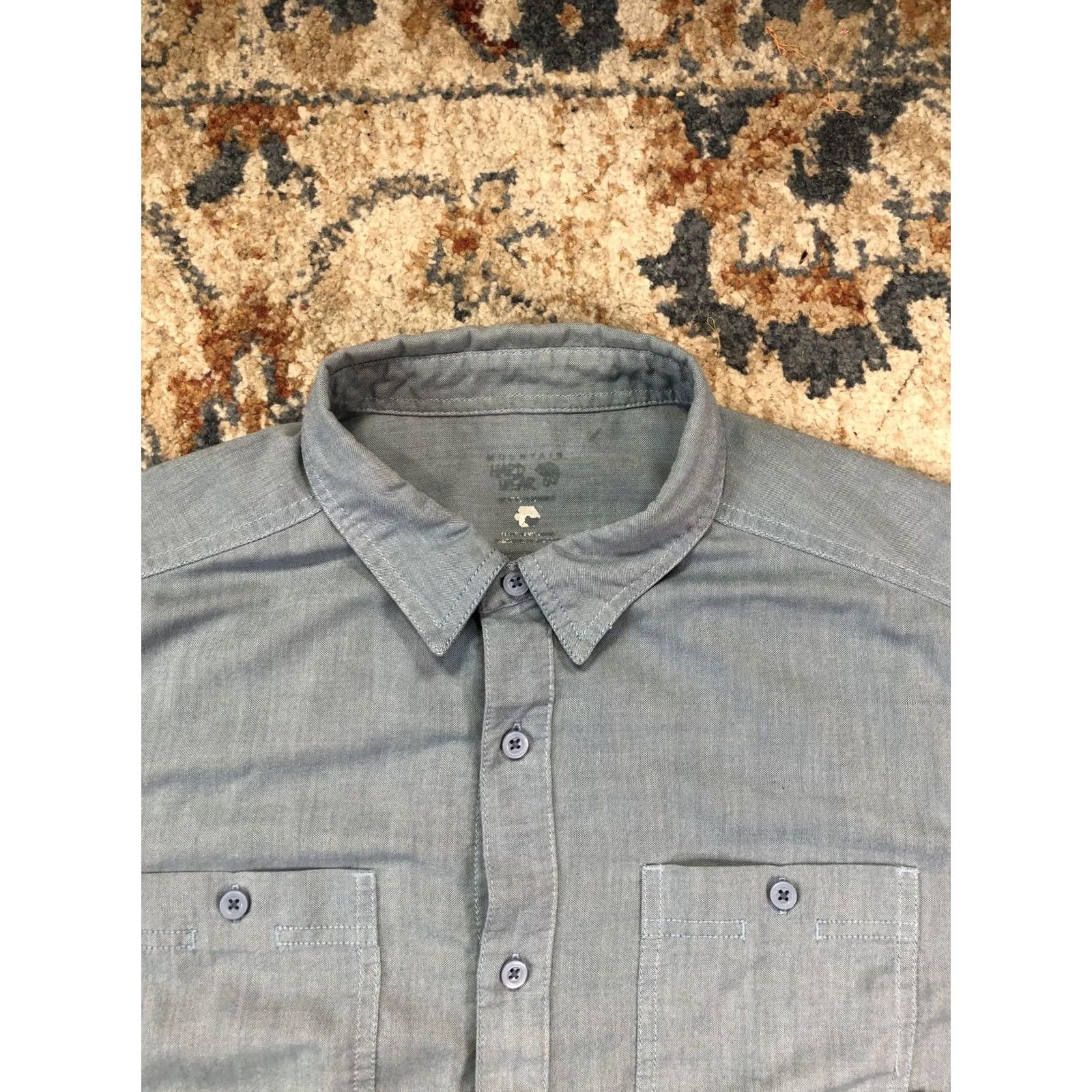 Mountain Hardwear Mountain Hardwear Shirt Mens Medium Blue Chambray Short Sleeve Button Up Casual Size US M / EU 48-50 / 2 - 2 Thumbnail