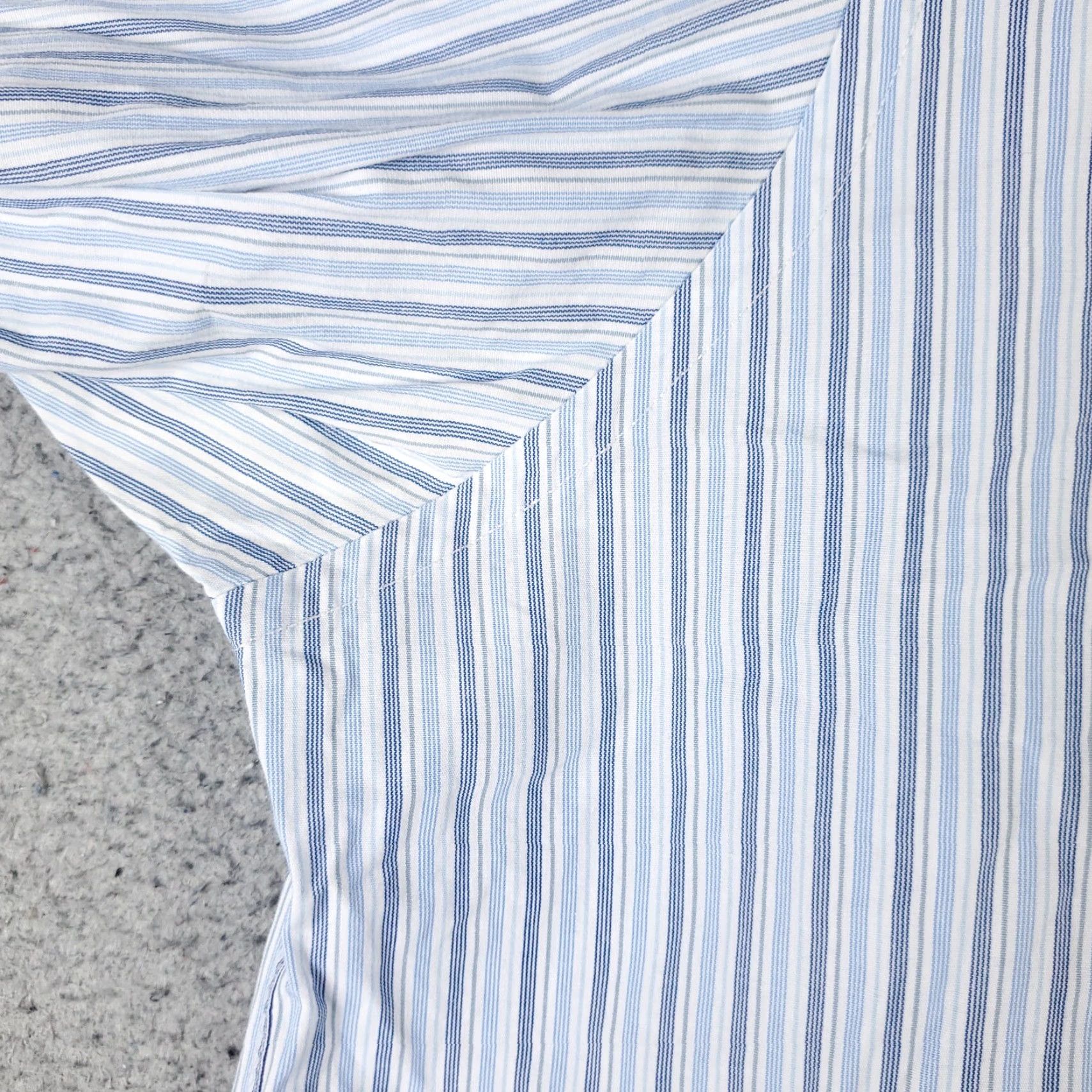Tommy Hilfiger Tommy Hilfiger Dress Shirt Mens 18 Blue Striped Button Down Long Sleeve Classic Preppy Size 48R - 7 Thumbnail