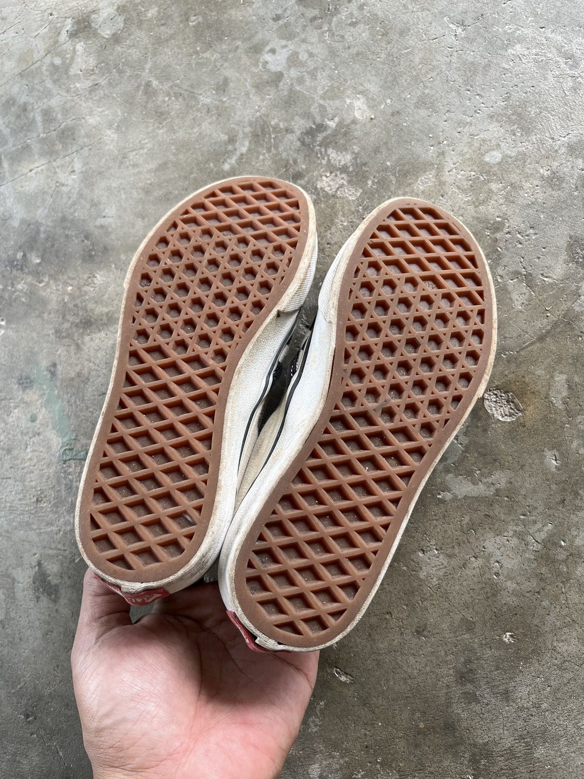 Vans ⚡️CYBER24⚡️Vans Checkered Slip On For Kids Size US 5 / EU 37 - 5 Thumbnail