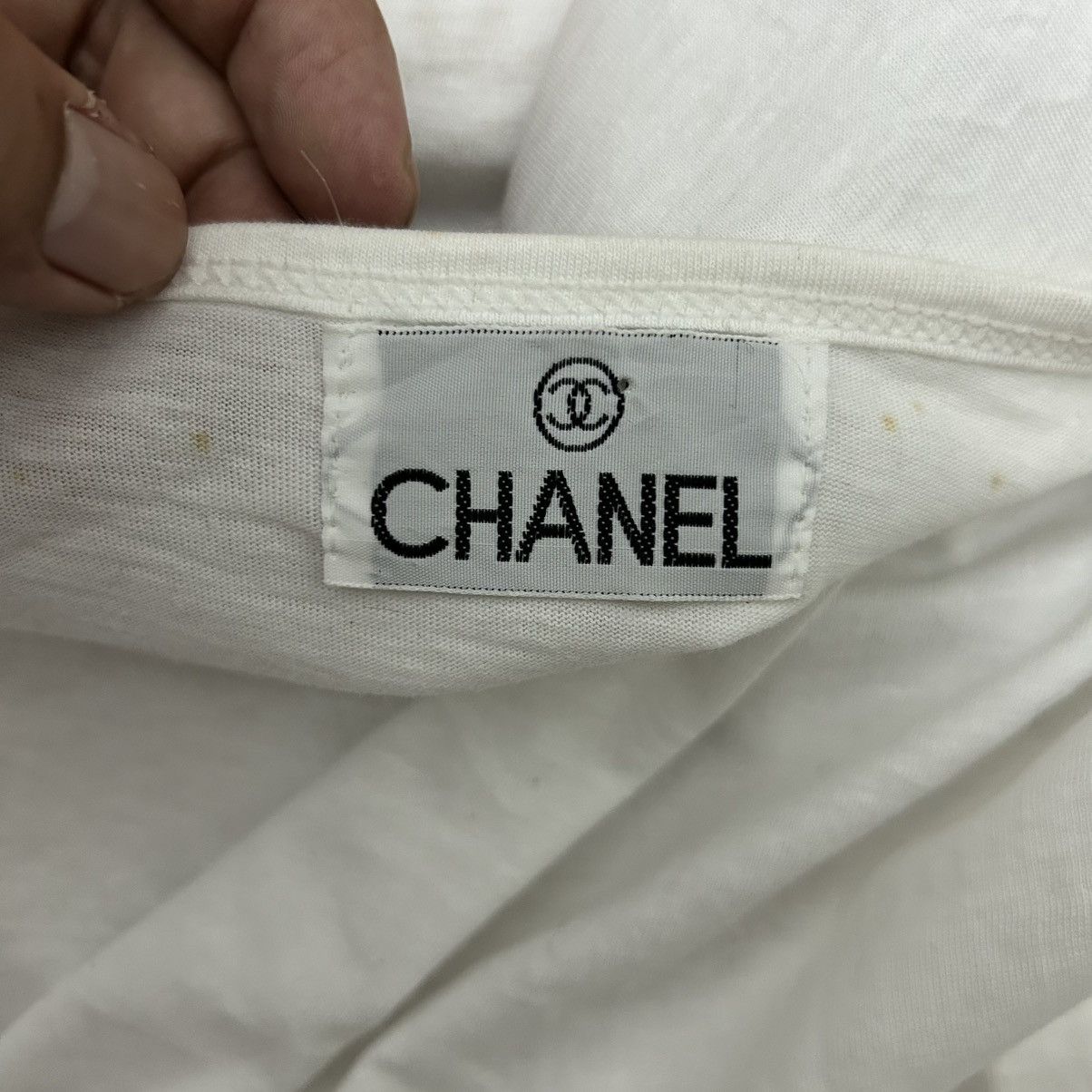 Vintage Vintage CHANEL Embroidered Tshirt Size US M / EU 48-50 / 2 - 15 Thumbnail