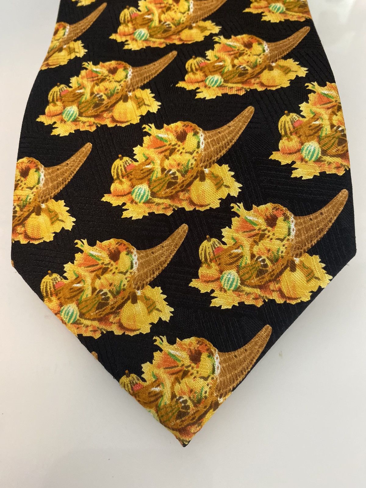 Vintage Wild Ties Cornucopia Repeat Wide Silk Tie Vintage Orange Blk Size ONE SIZE - 2 Thumbnail