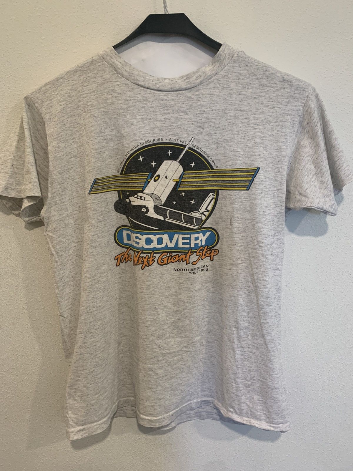 Delta Vintage 1992 NASA grey Discovery shuttle Size US M / EU 48-50 / 2 - 1 Thumbnail