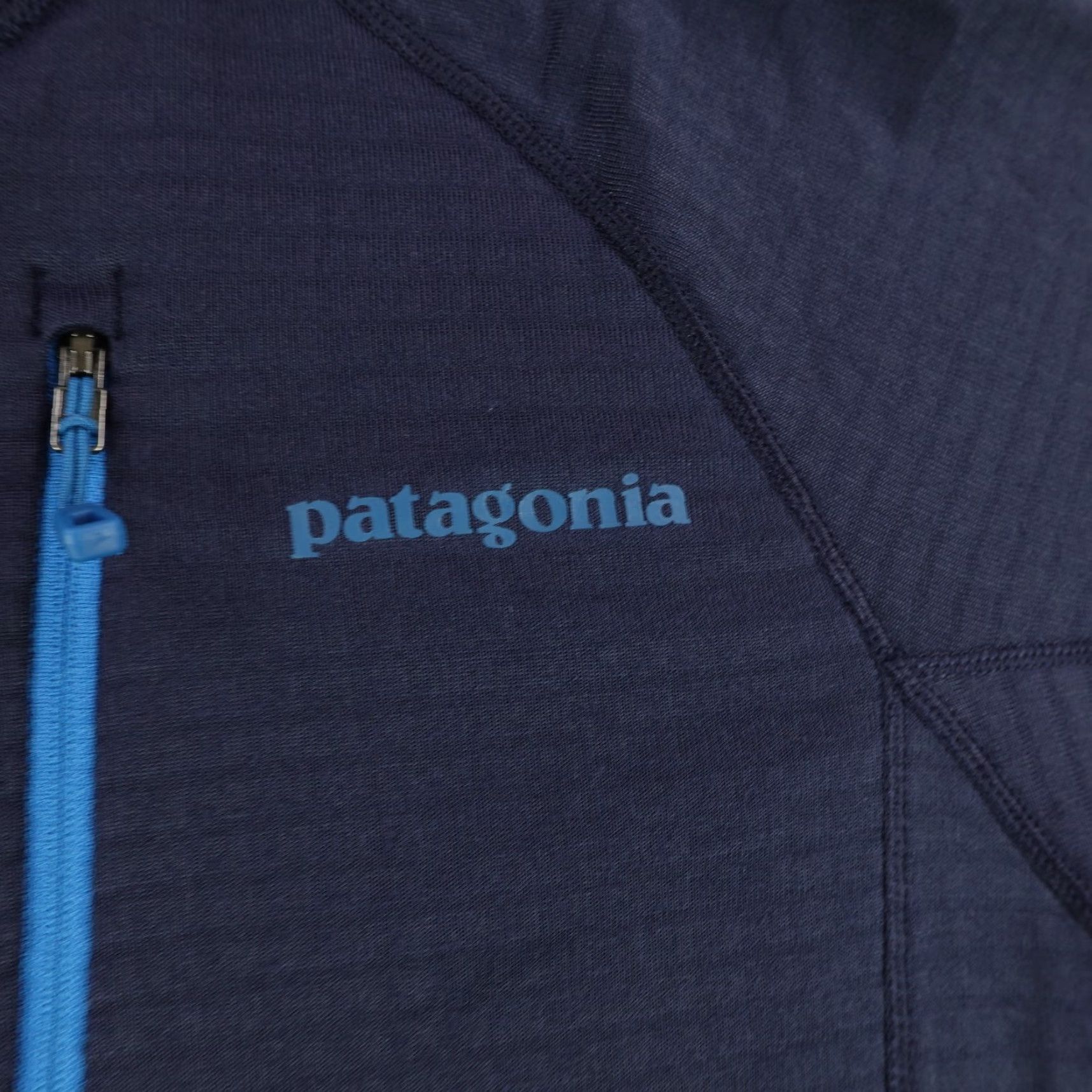 Patagonia Jacket Mens XS Blue R1 Pullover 1/2 Zip Grid Fleece Hiking Windbreaker Outdoor Pockets Zipper Logo Regular Size XS Womens?