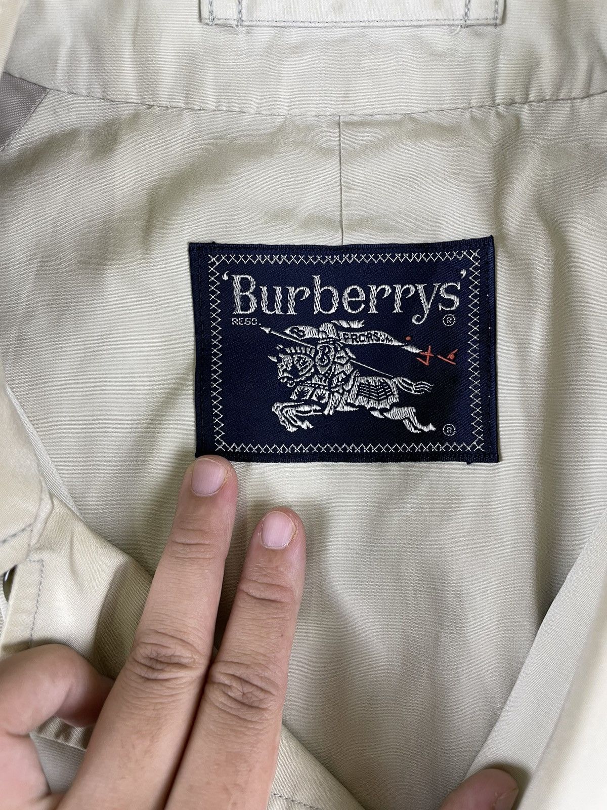 Burberry × Vintage Vintage Burberry's Trench Coat Jacket Size US M / EU 48-50 / 2 - 6 Thumbnail