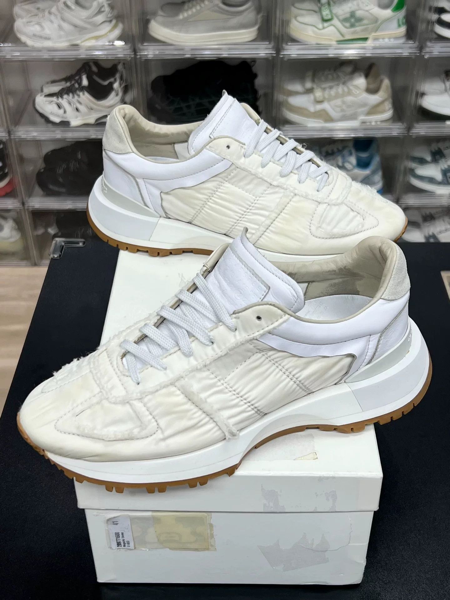 Maison Margiela Maison Margiela Lowtop Sneakers 8 Men Size US 8 / EU 41 - 1 Thumbnail