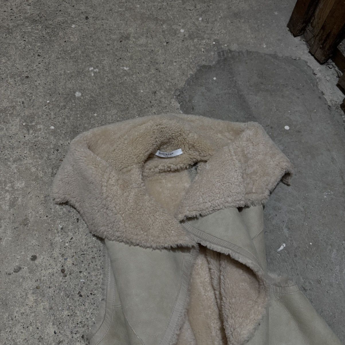 Givenchy × Vintage Sheepskin givenchy paris leather vest Size S / US 4 / IT 40 - 3 Thumbnail