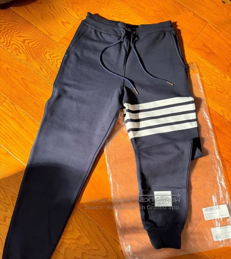 Thom Browne Thom Browne size 4 Navy Four-Stripe Track Pants Size US 30 / EU 46 - 4 Thumbnail