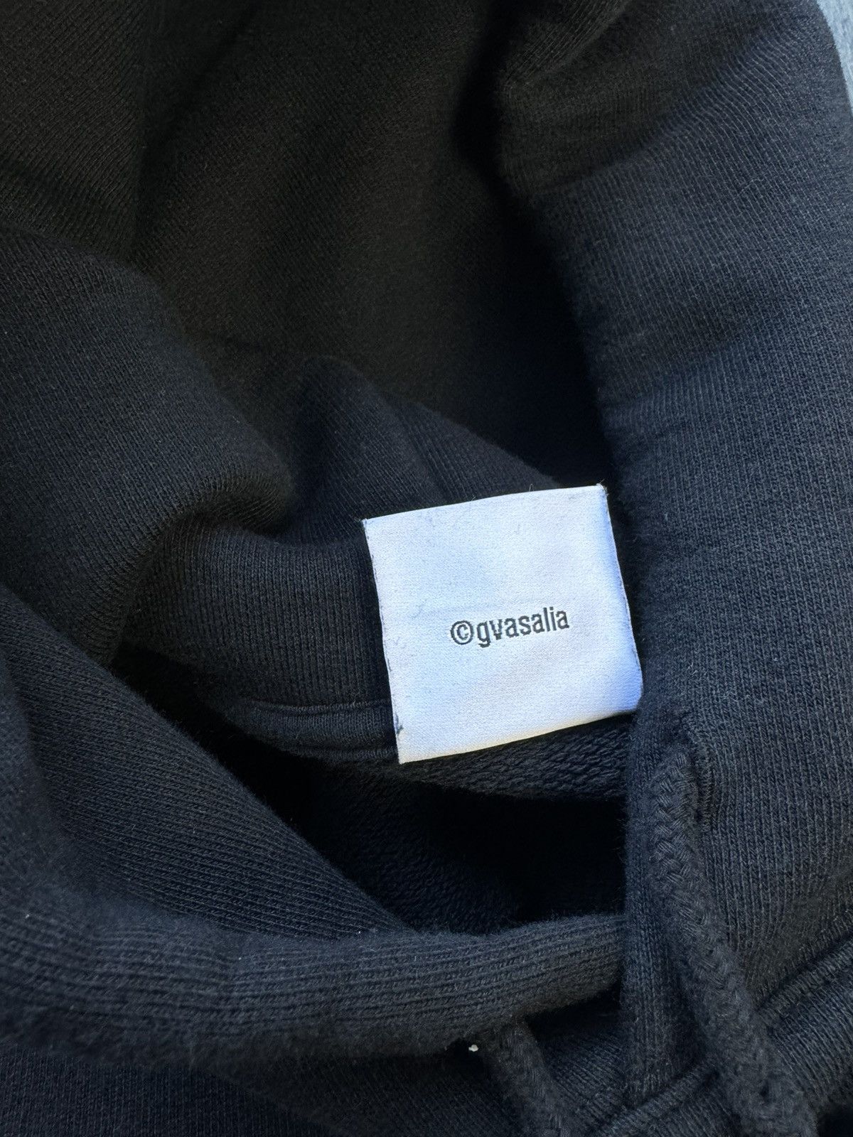 Vetements Vetements Paris Logo Black Oversized Hoodie - Medium Size US M / EU 48-50 / 2 - 6 Thumbnail