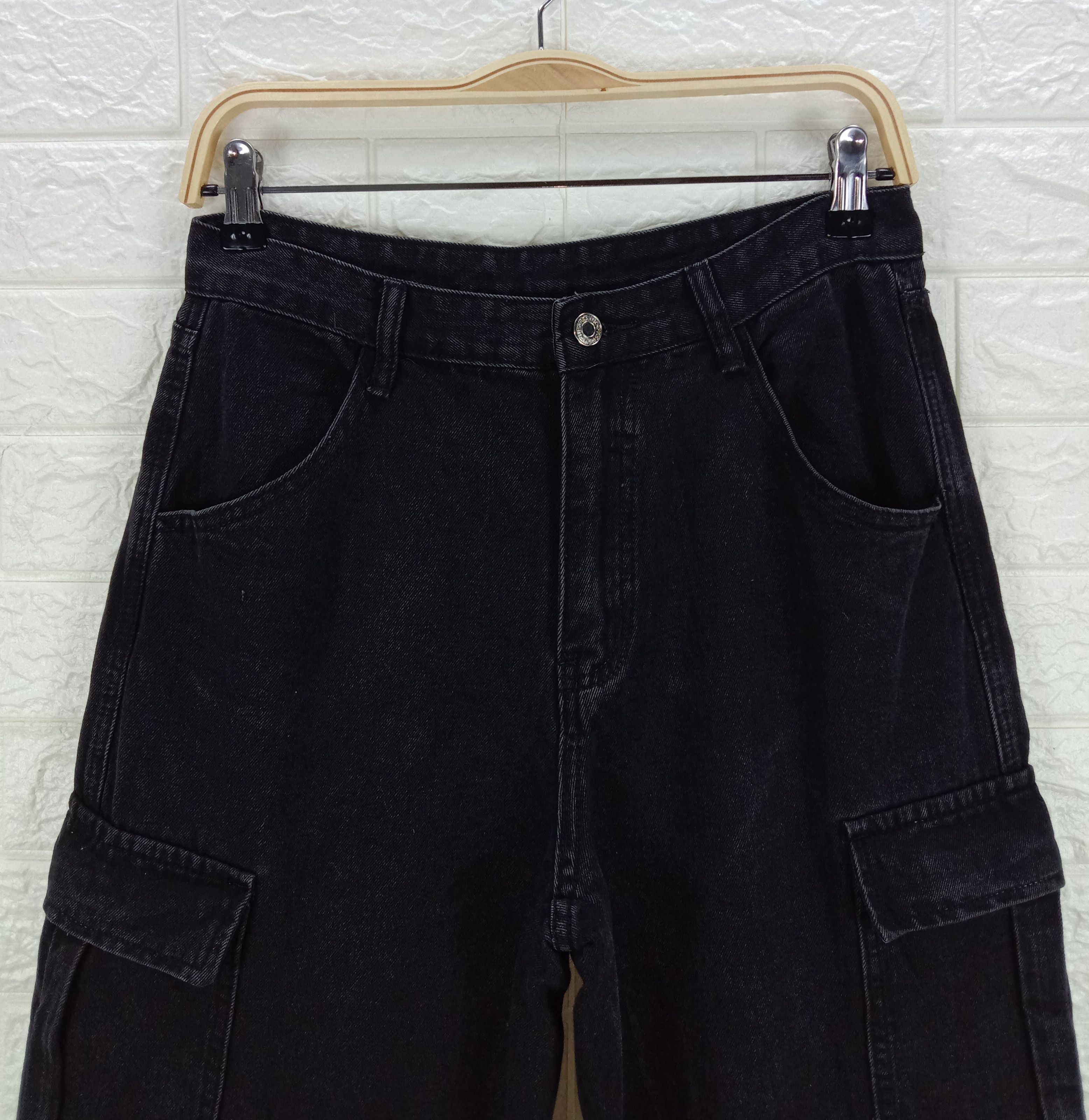 Japanese Brand Vintage Japanese Baggy Cargo Multi Pocket Seditionaries Pant Size US 29 - 2 Thumbnail