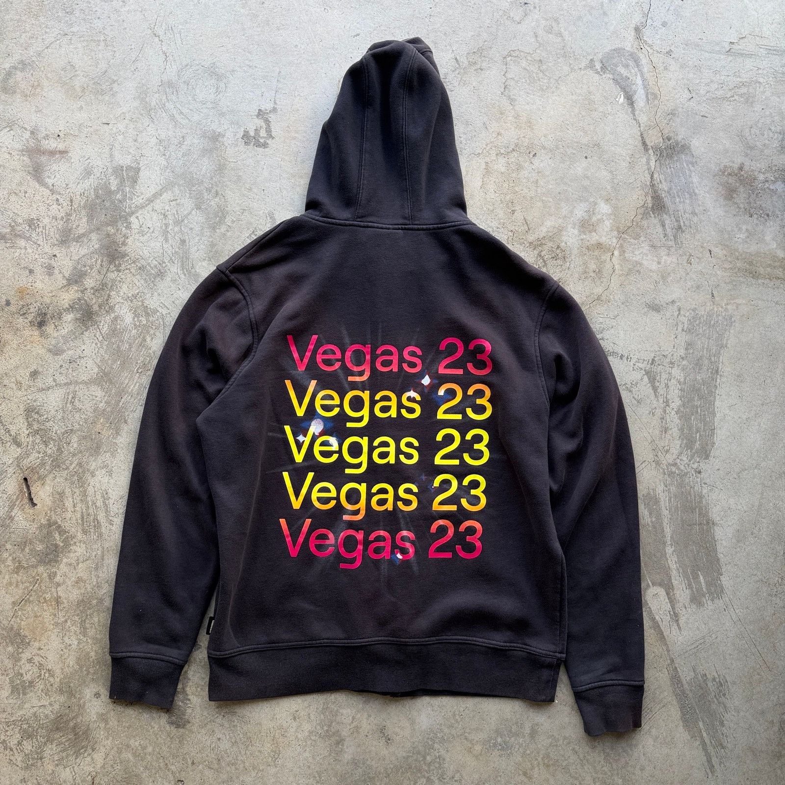 Other Rare Official TwitchCon 2023 merch Zip Hoodie Large Gaming Size US L / EU 52-54 / 3 - 3 Thumbnail